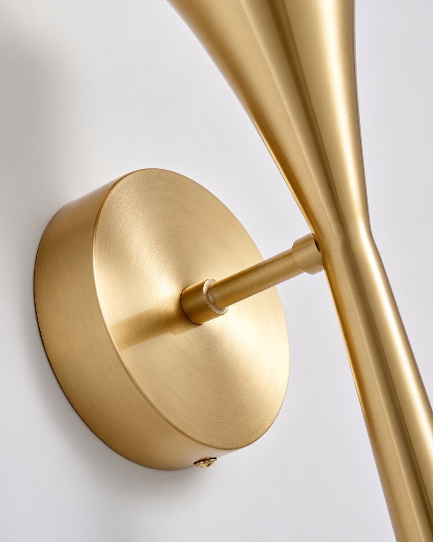 Auden Modern Wall Sconce