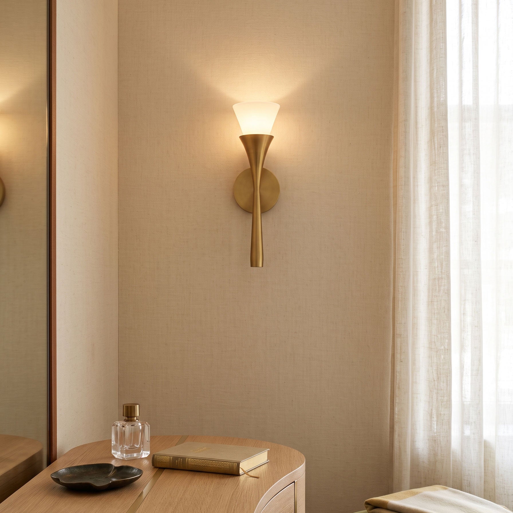 Auden Modern Wall Sconce
