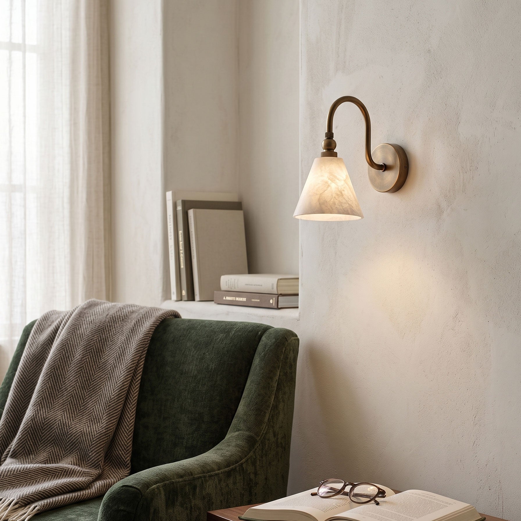 Beryl Gooseneck Wall Sconce