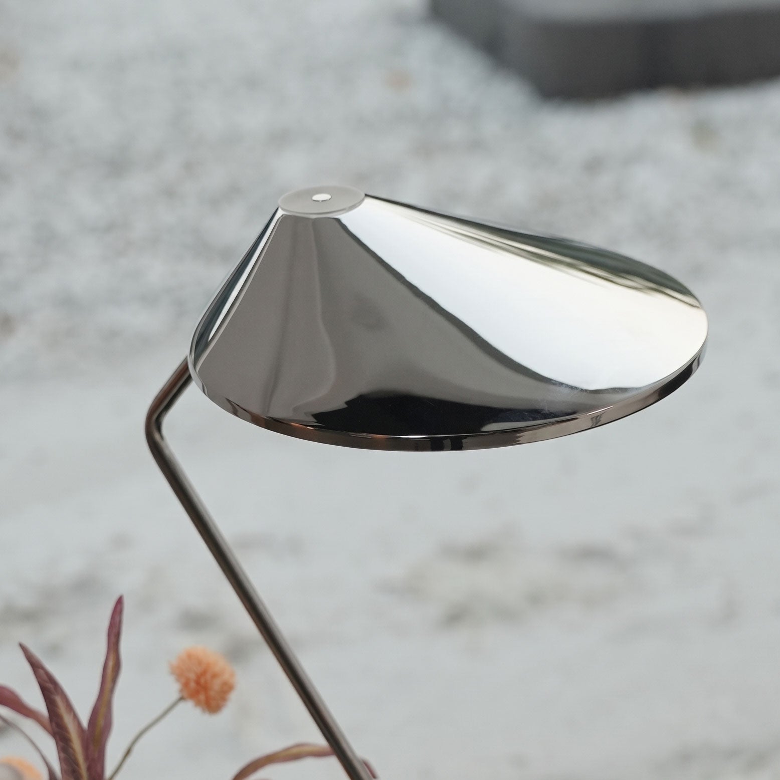 Calloway Minimalist Floor Lamp