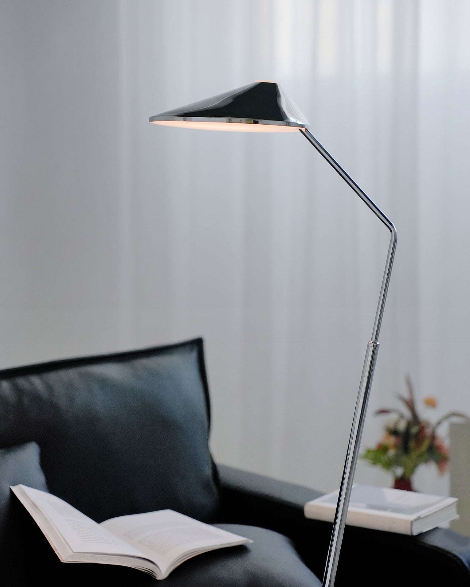 Calloway Minimalist Floor Lamp