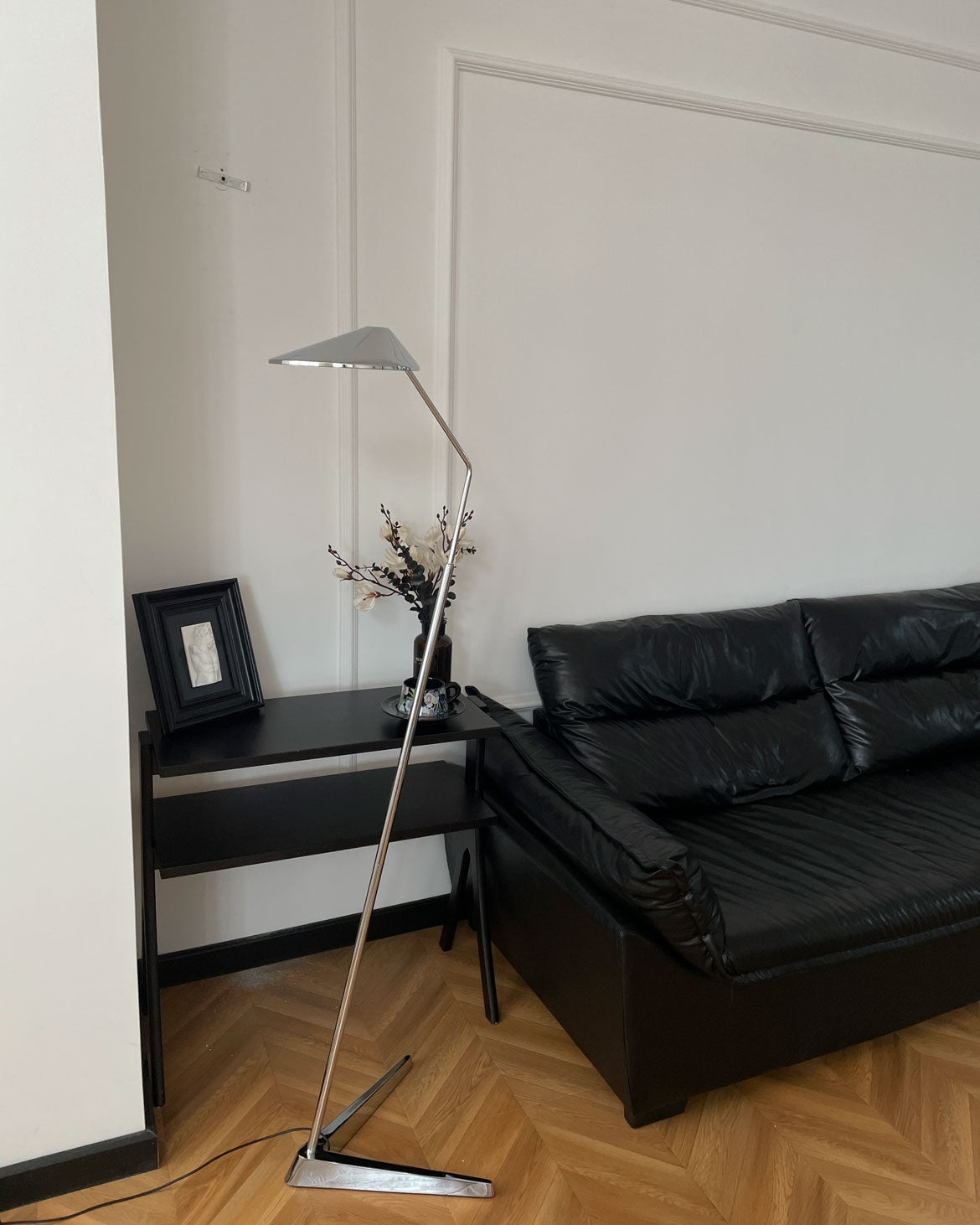 Calloway Minimalist Floor Lamp