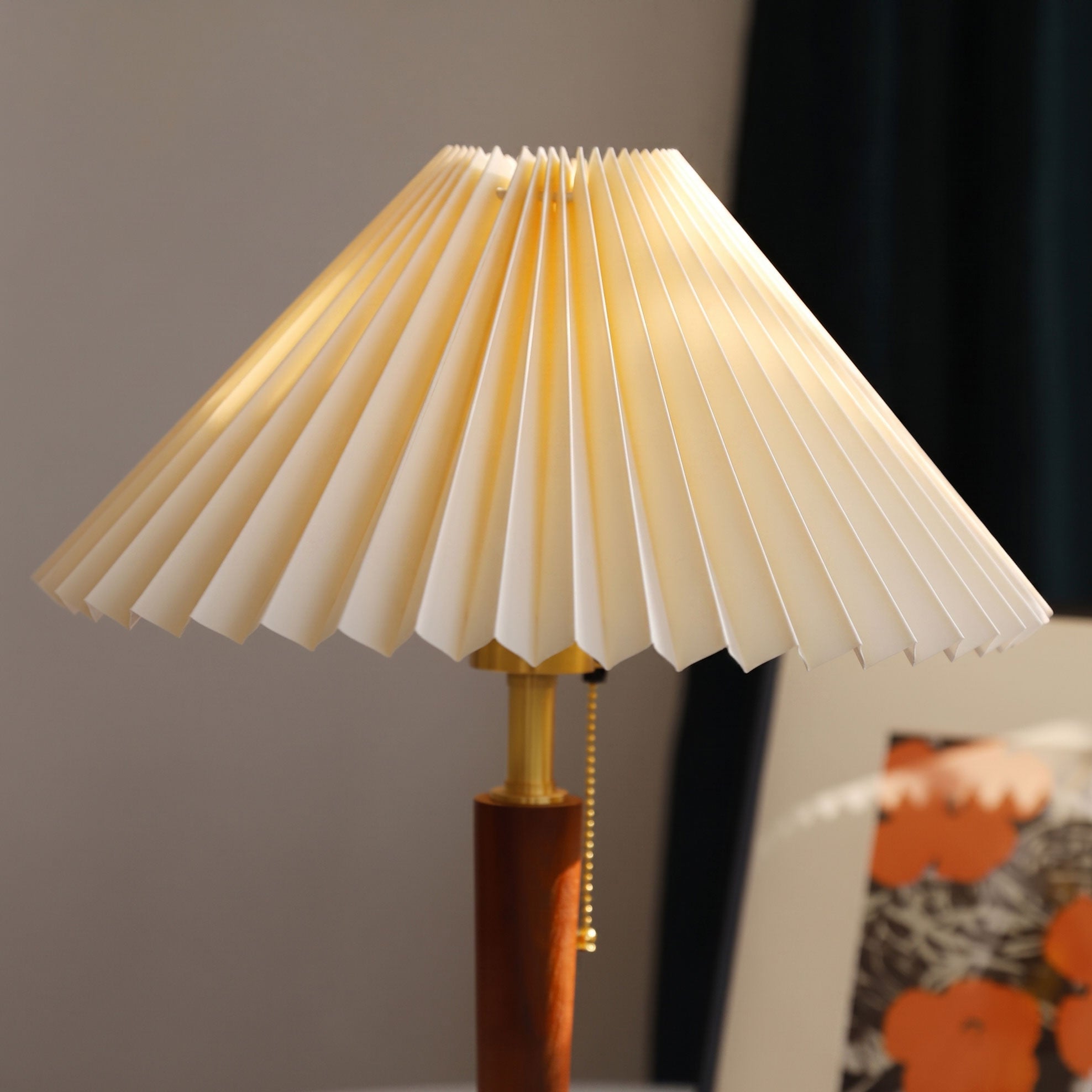 Elden Pleated Table Lamp