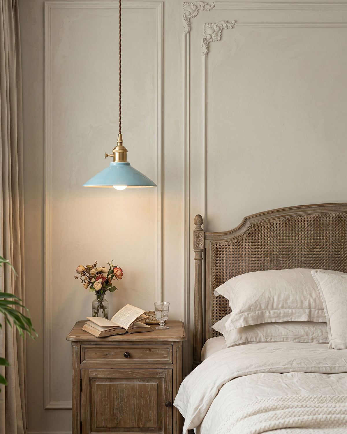 Emmeline Ceramic Cone Pendant Light – detail 10