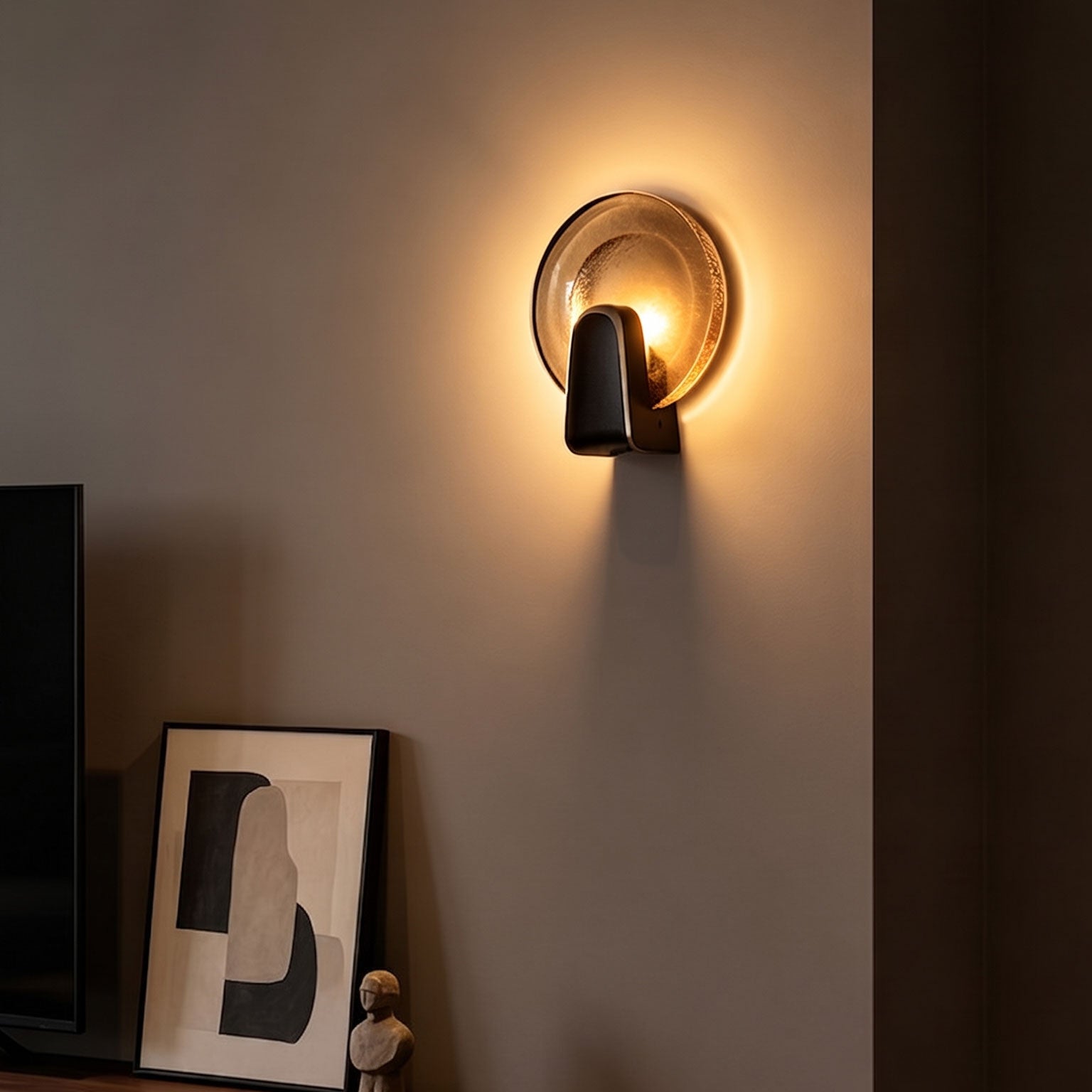 Rayonshine Ephraim Organic Glass Wall Sconce — Detail View 5