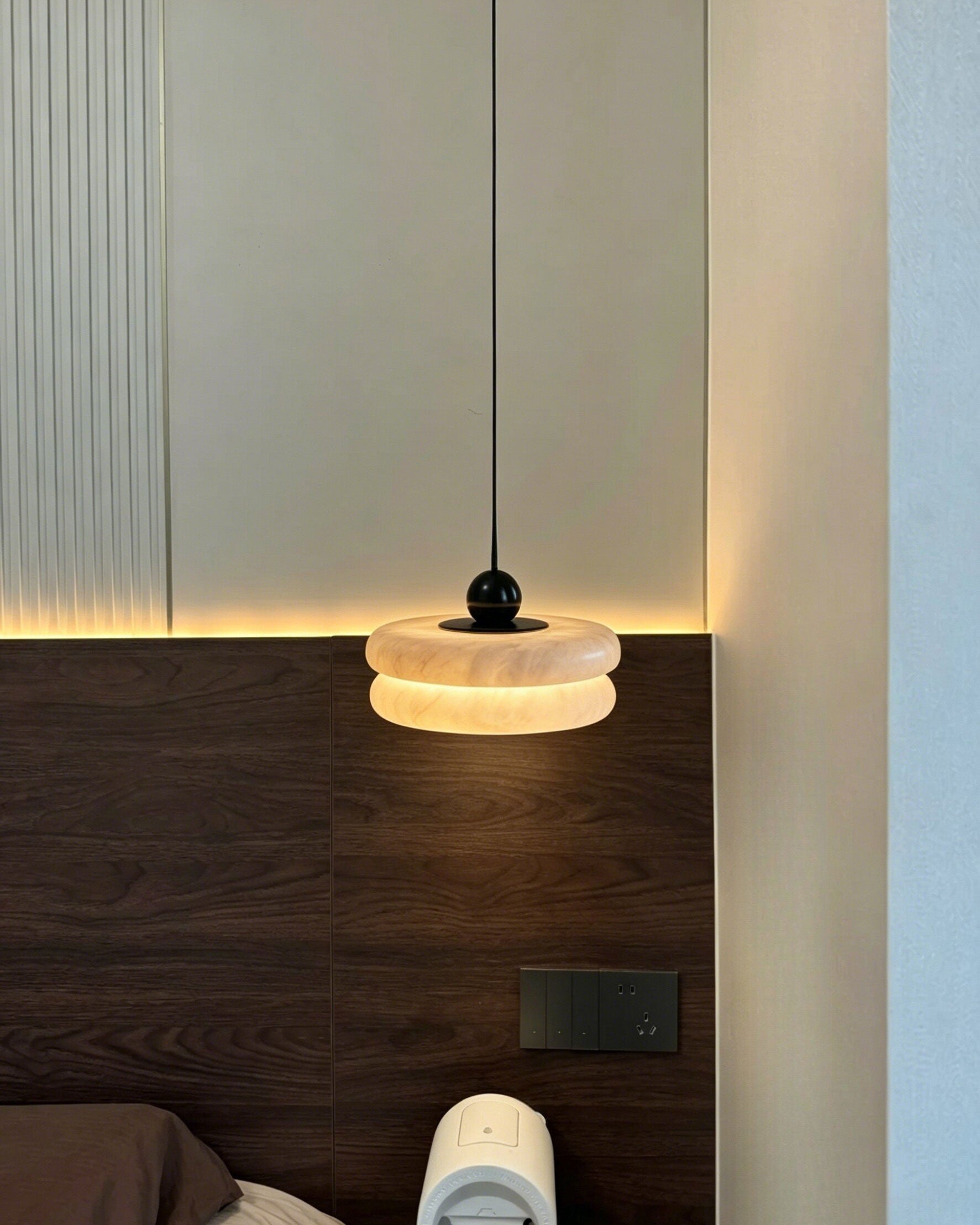 Evren Alabaster Pendant Light