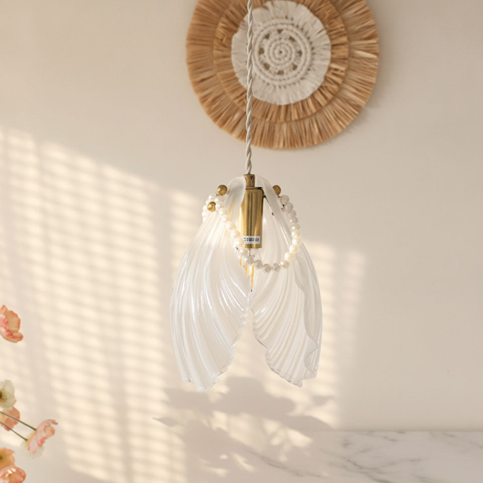 Faye Ribbed Shell Pendant Light