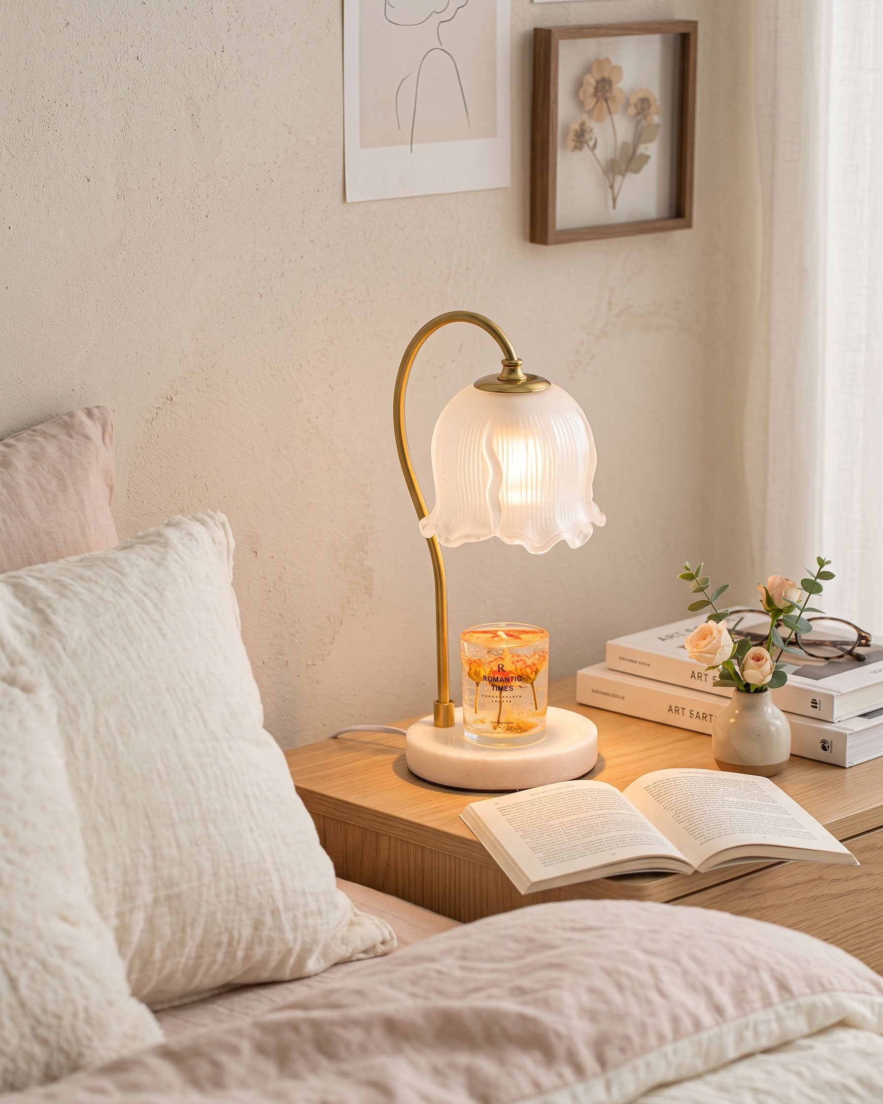 Fia Elegant Curved Table Lamp