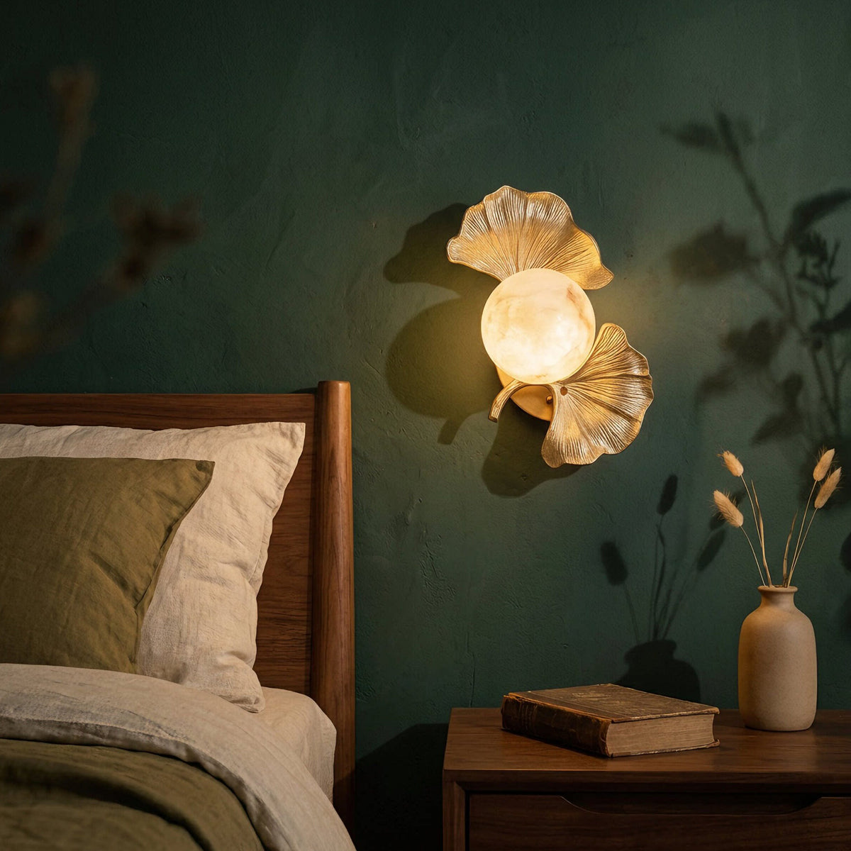 Aplique de pared de alabastro Halcyon Ginkgo
