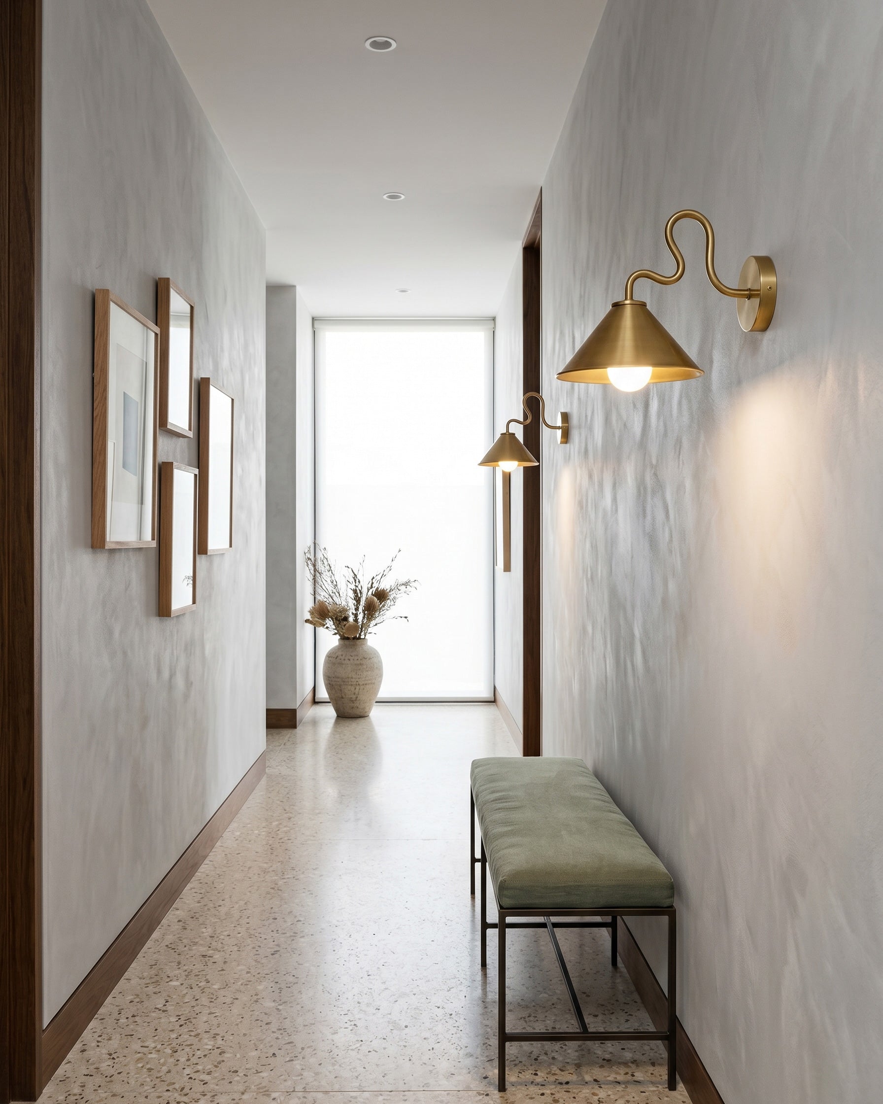 Jorick Wavy Brass Wall Sconce