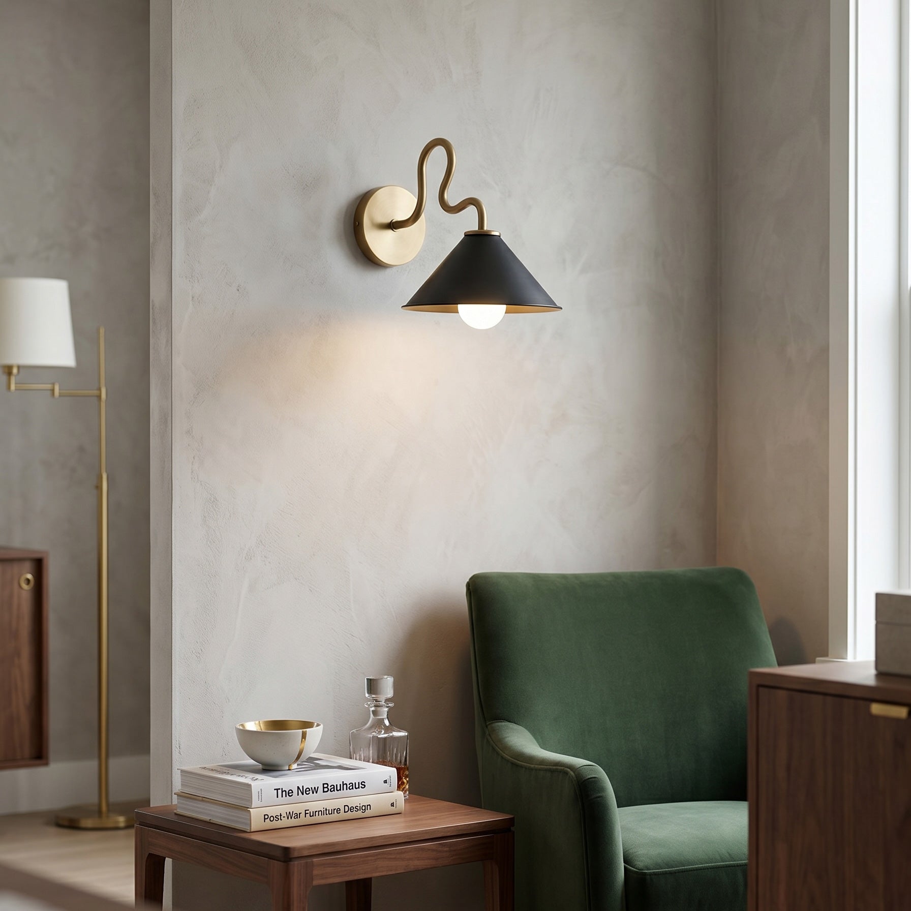 Jorick Wavy Brass Wall Sconce