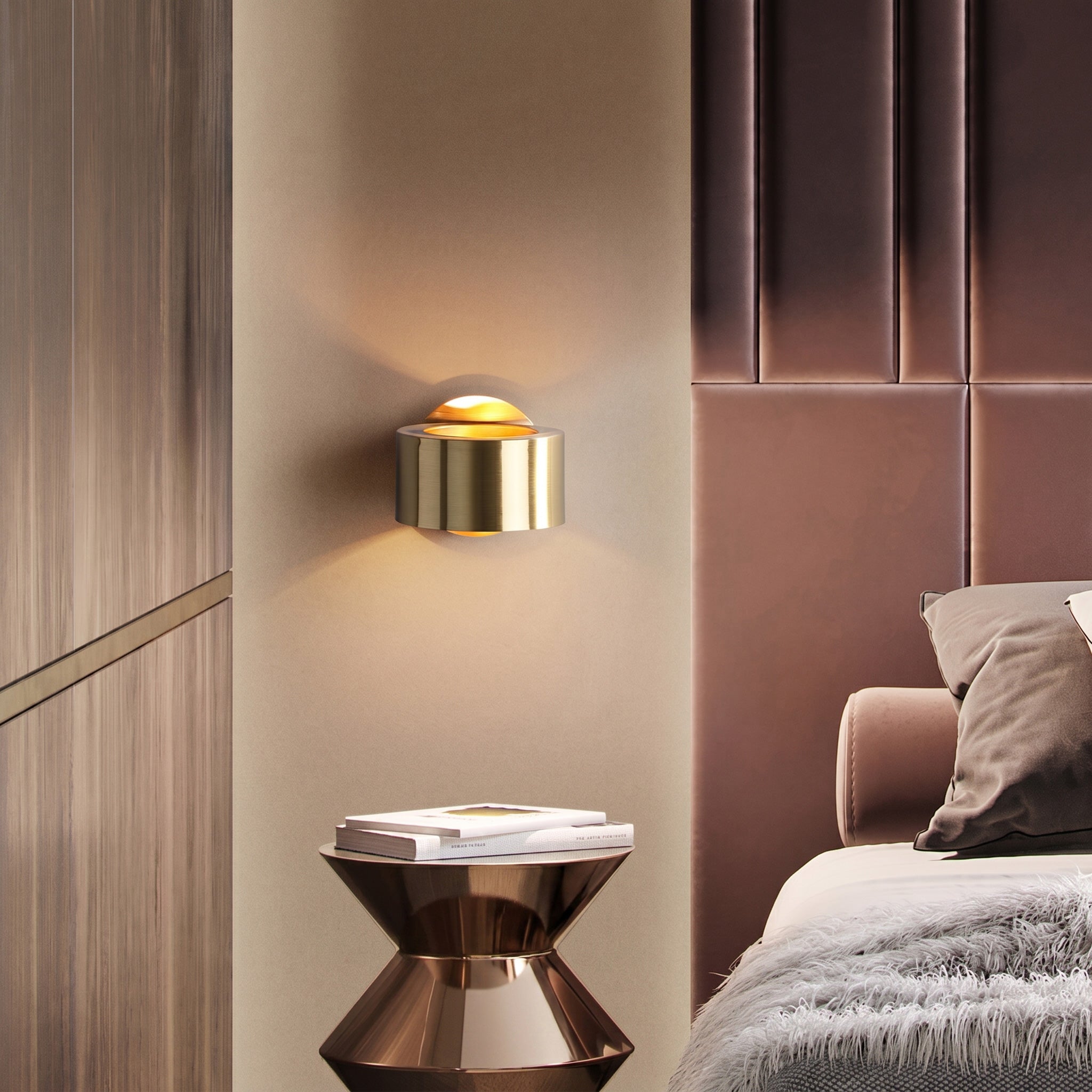Kael Curved Wall Sconce