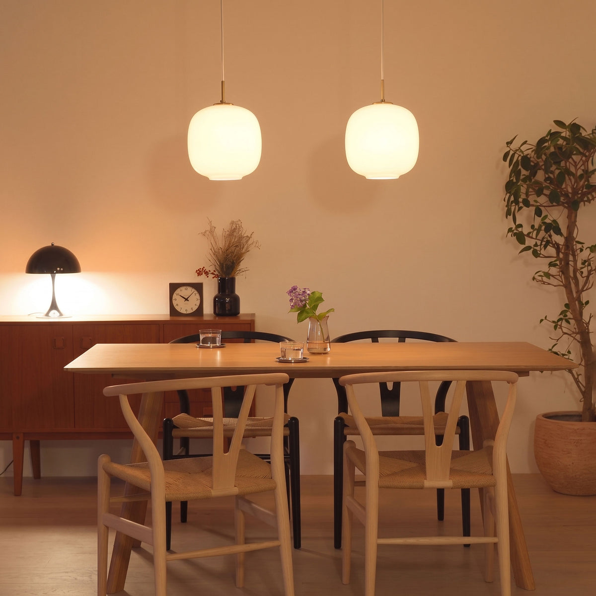 Kester Opal Pendant Light