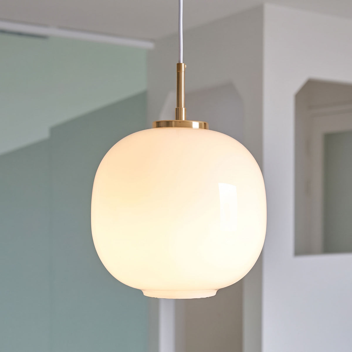 Kester Opal Pendant Light