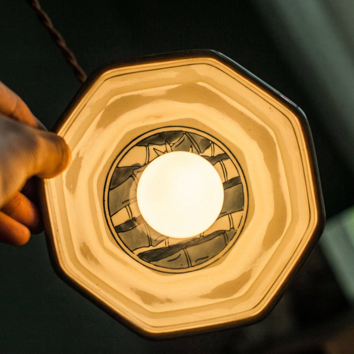 Leofric Retro Ceramic Pendant Lamp – detail 29