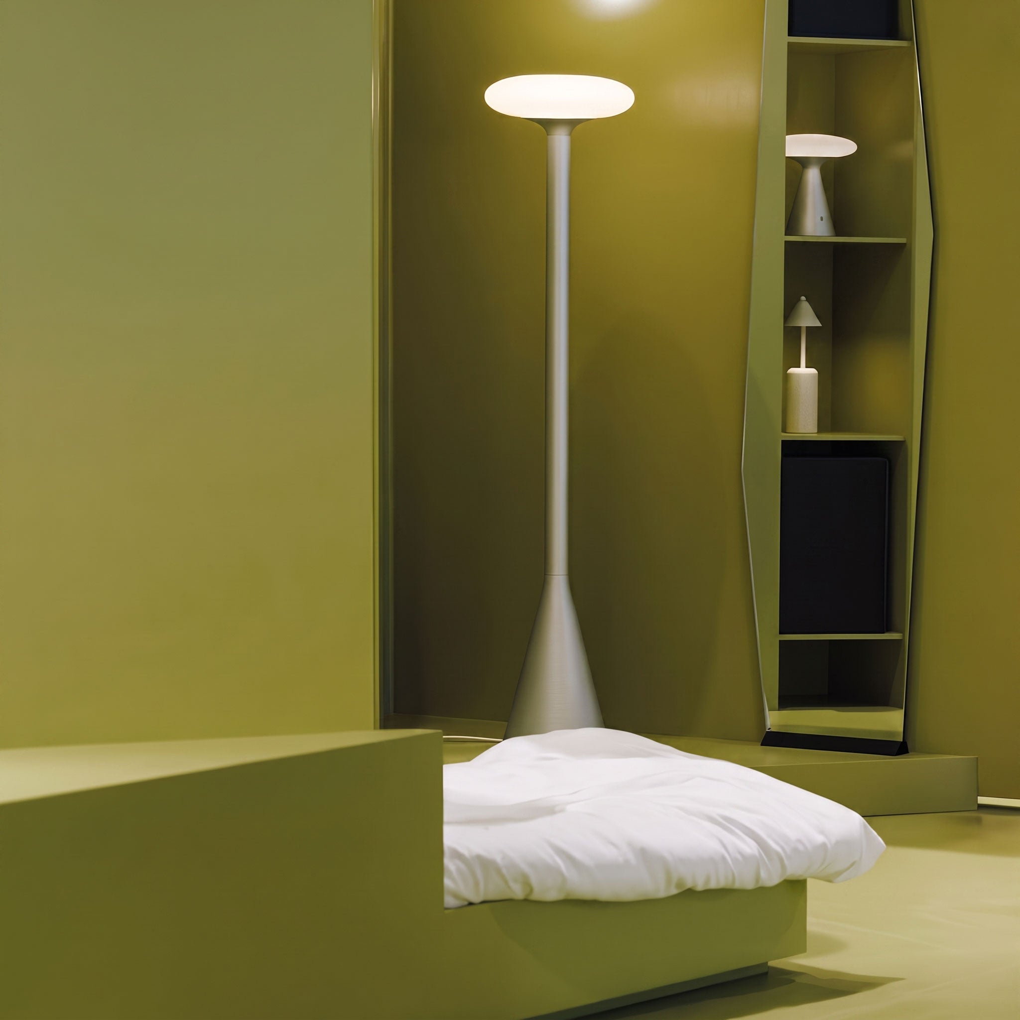 Lorcan Matte Floor Lamp