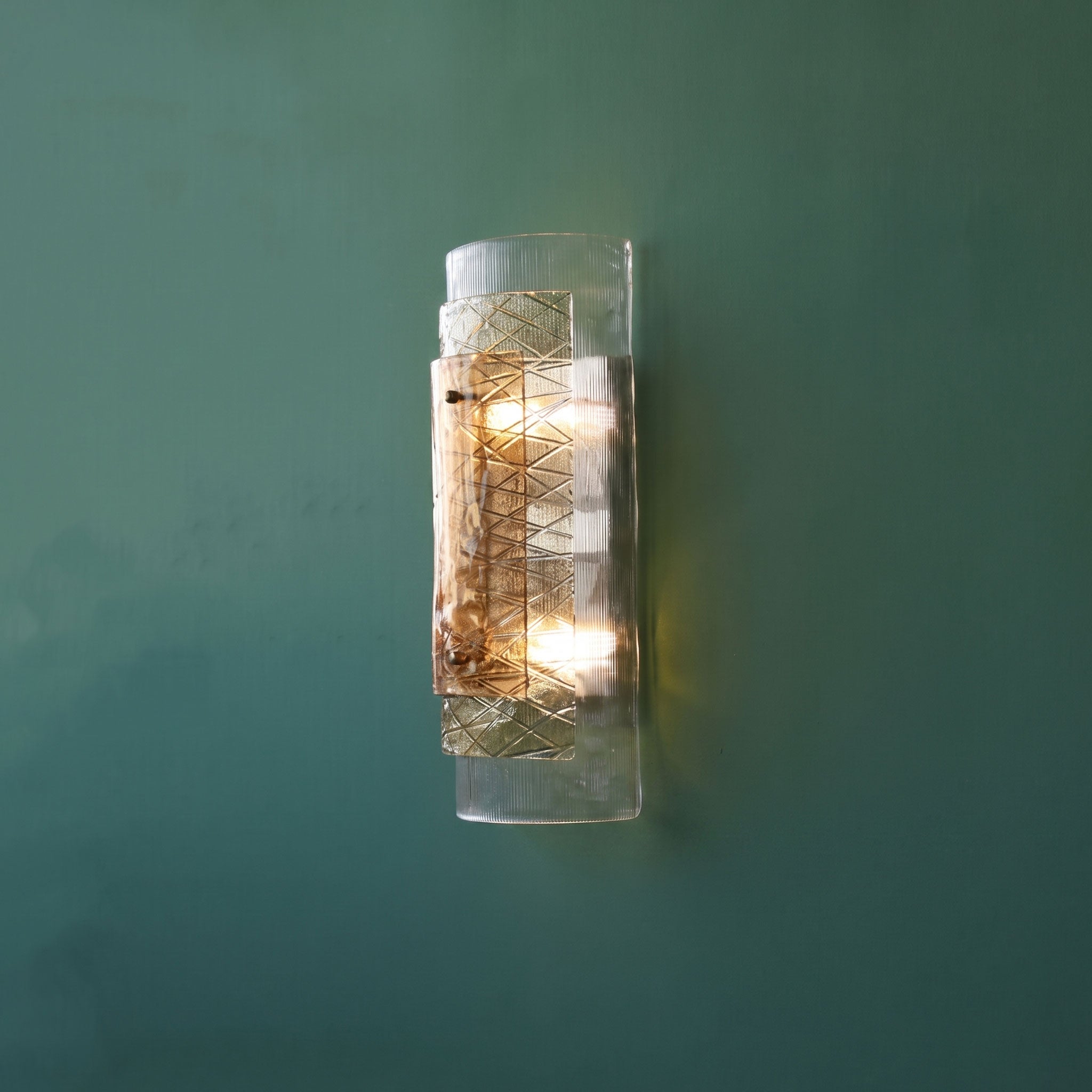 Lyle Crosshatch Wall Sconce