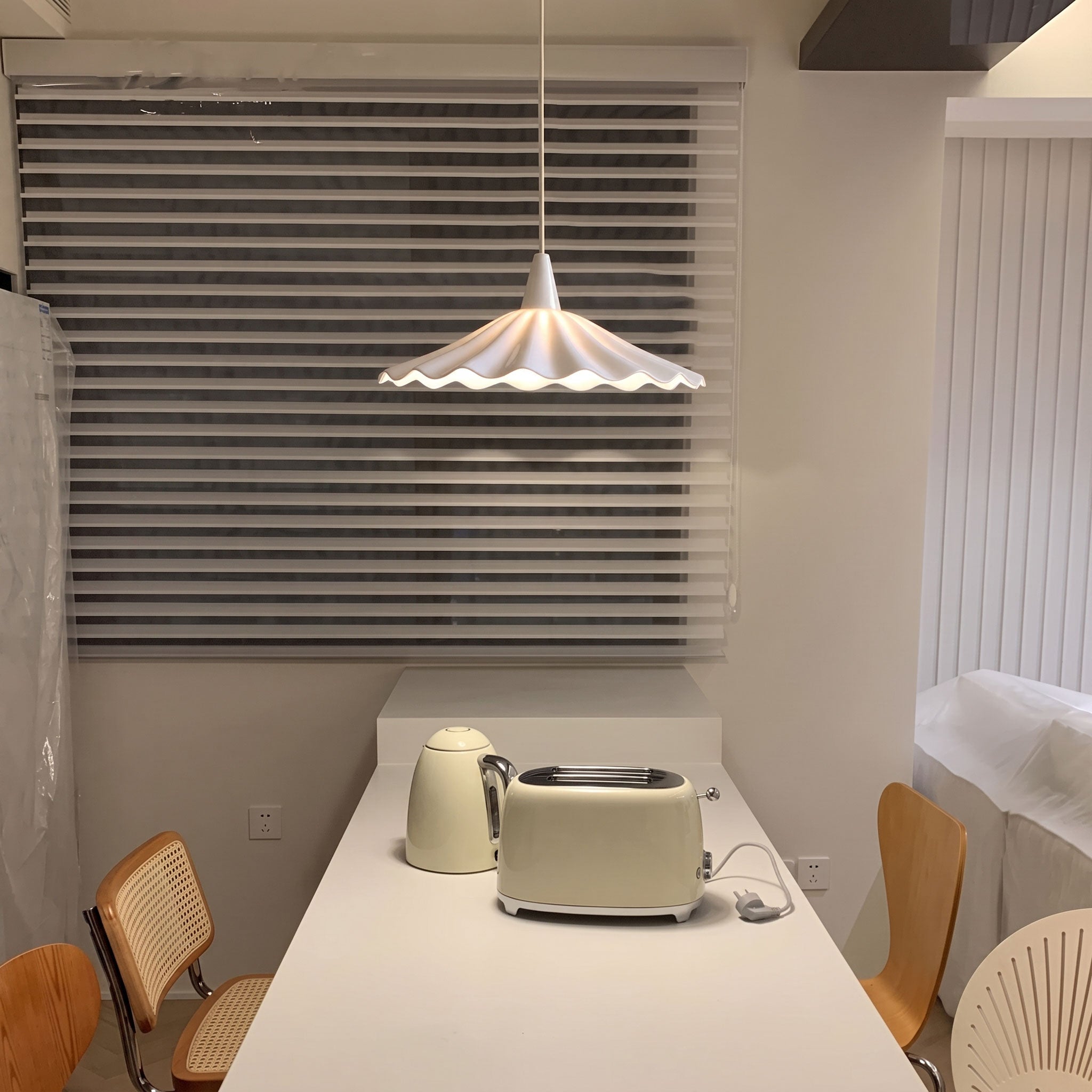 Maren Scalloped Pendant Light