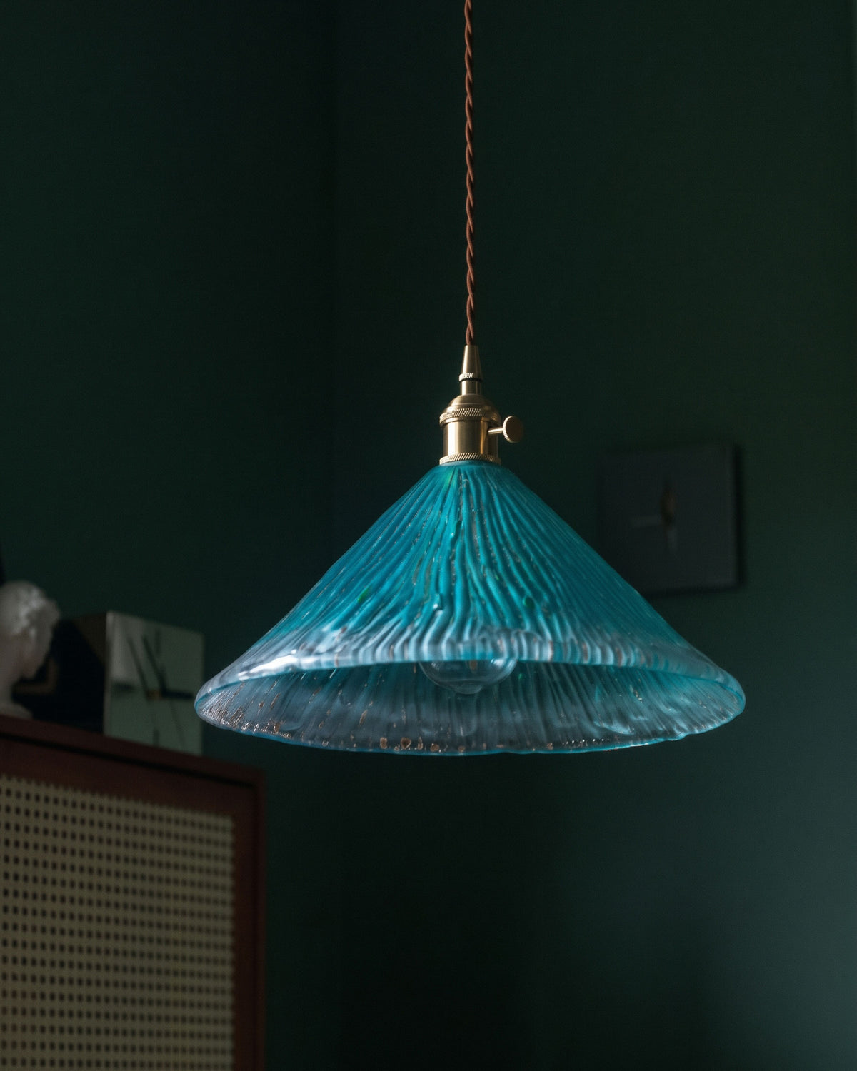 Quintin Pleated Cone Pendant Light – detail 23