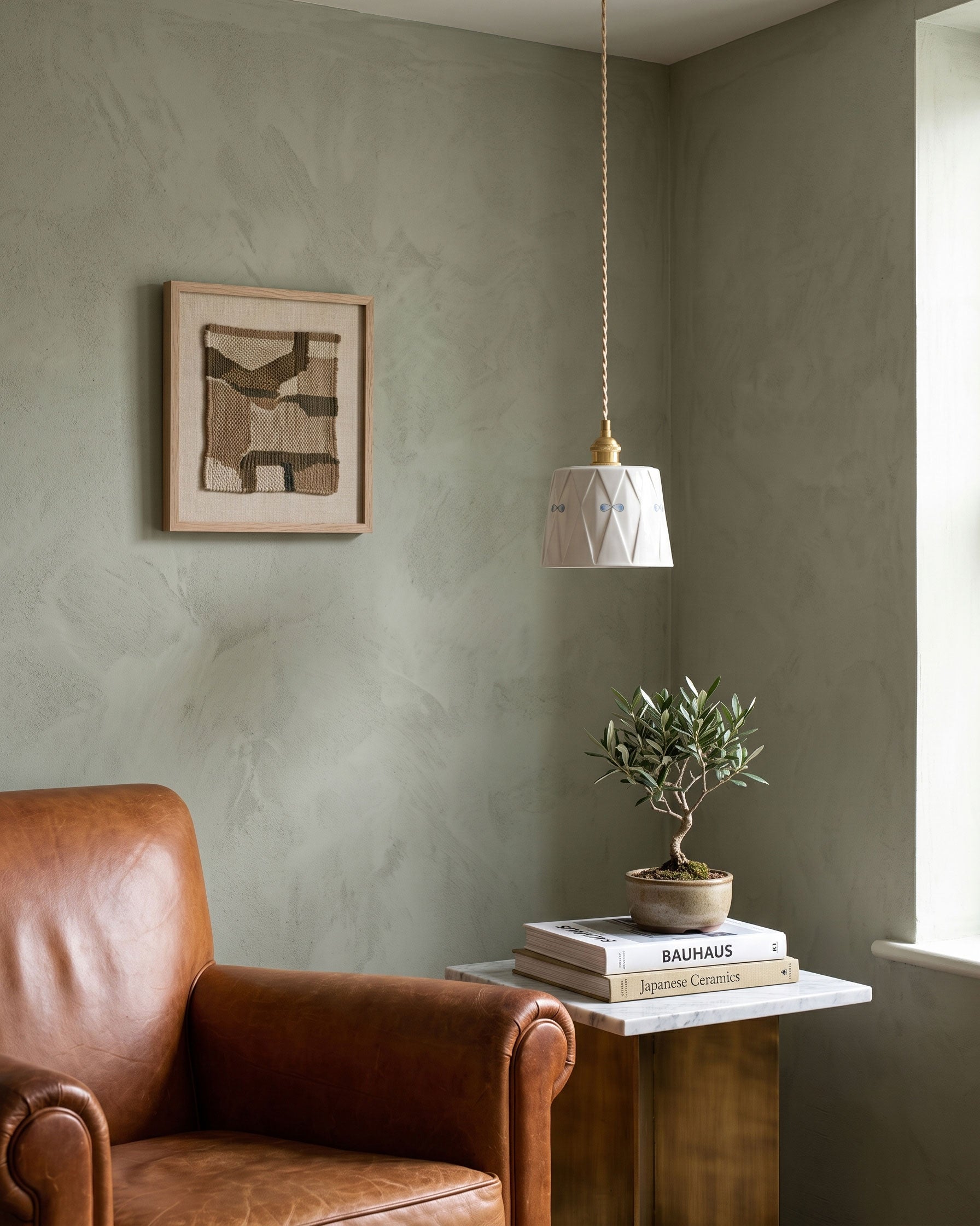 Saskia Textured Pendant Light