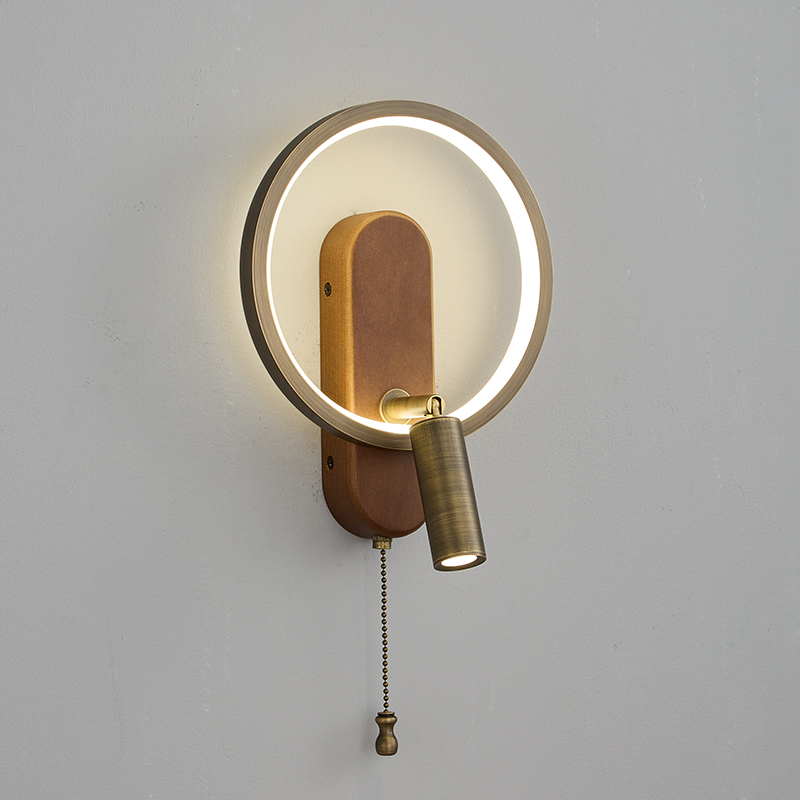Thilo Halo Wall Sconce