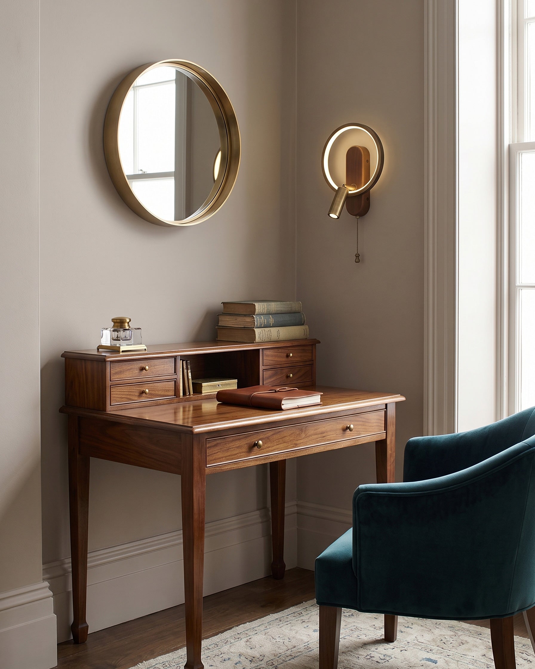 Thilo Halo Wall Sconce