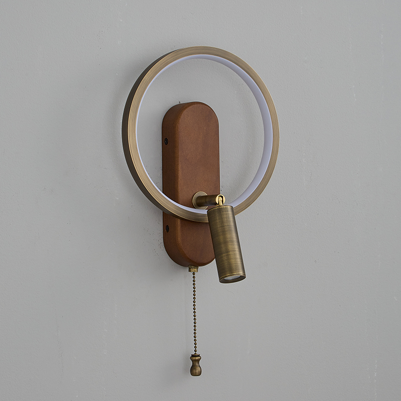 Thilo Halo Wall Sconce