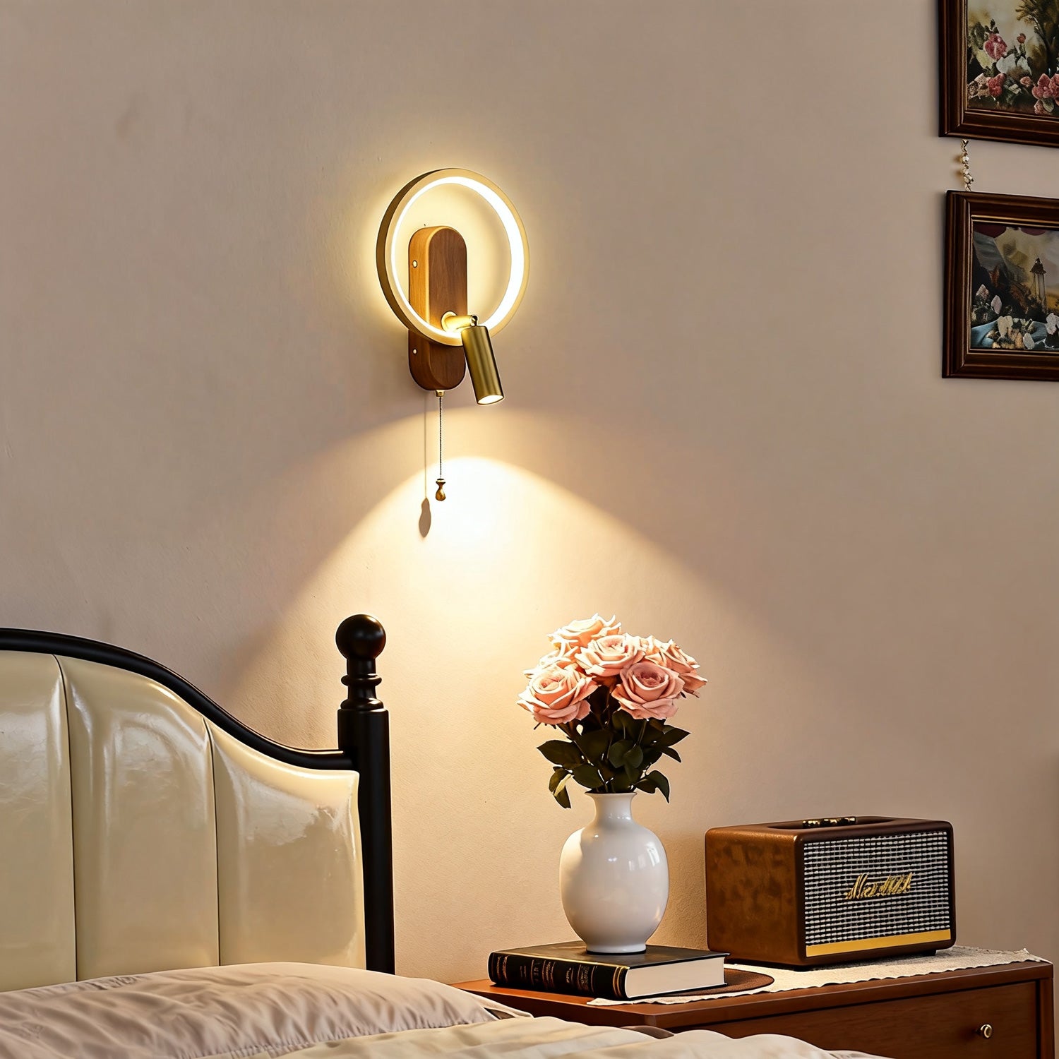 Thilo Halo Wall Sconce