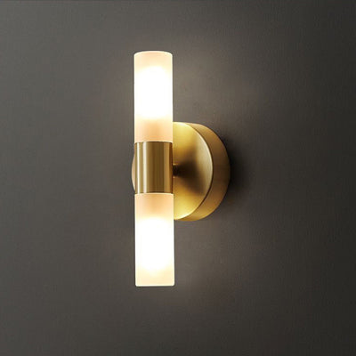 ∅ 2.4″ x W 3.2″ x H 7.1″
