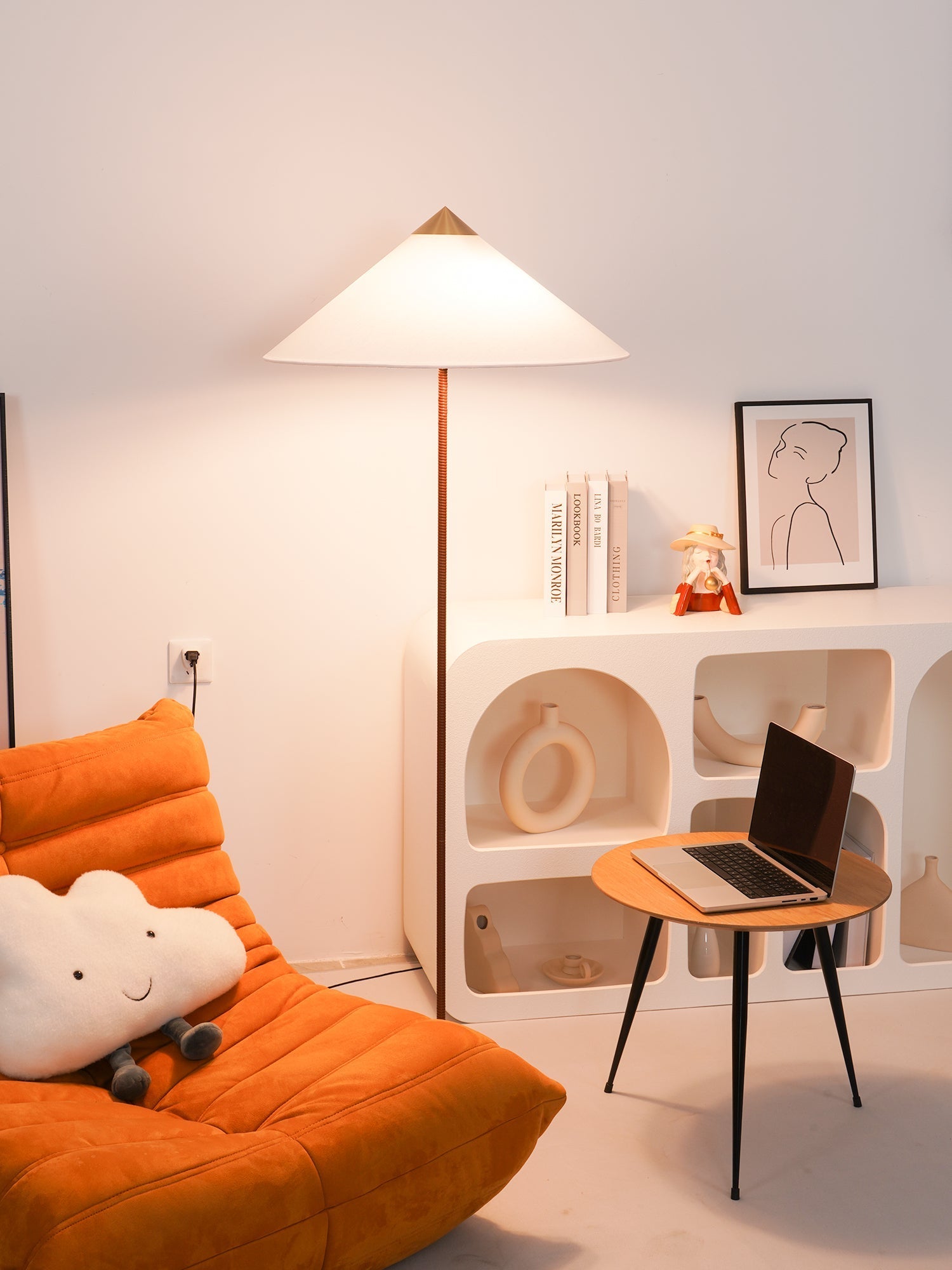 9602 Stehlampe