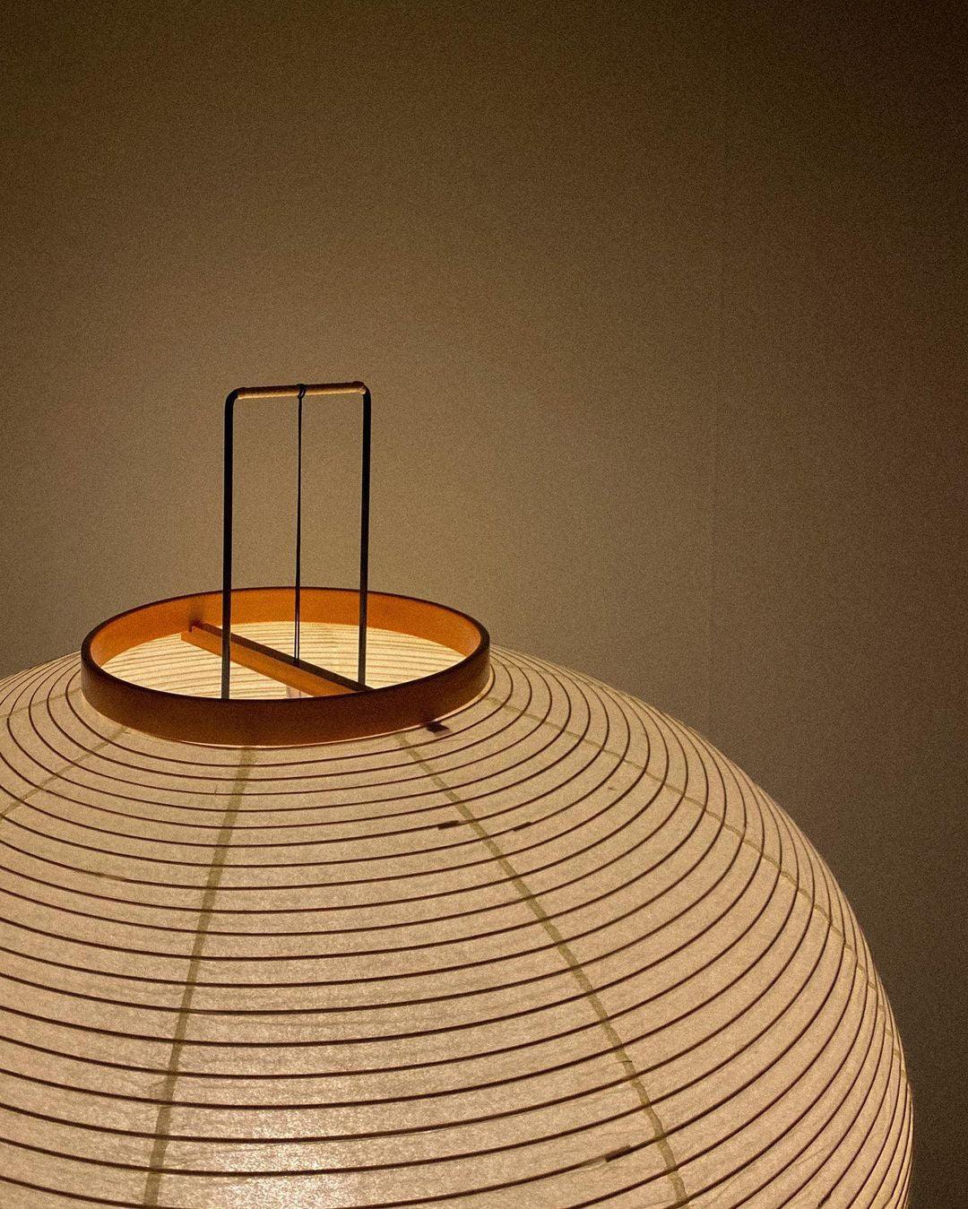 Akari Series Floor Lamp.