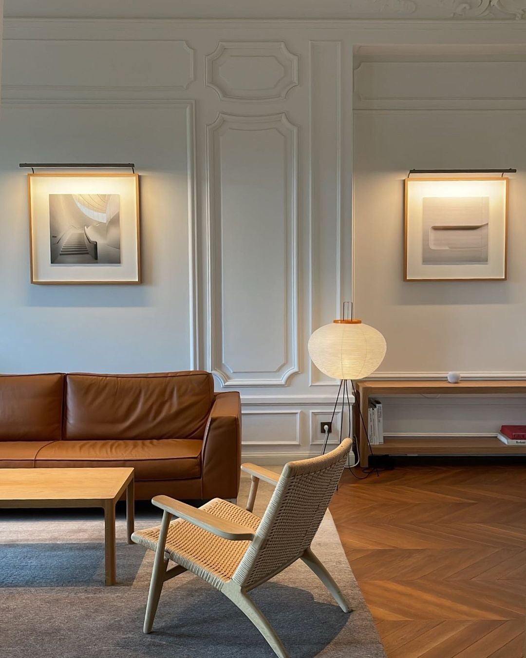 Akari Series Floor Lamp.