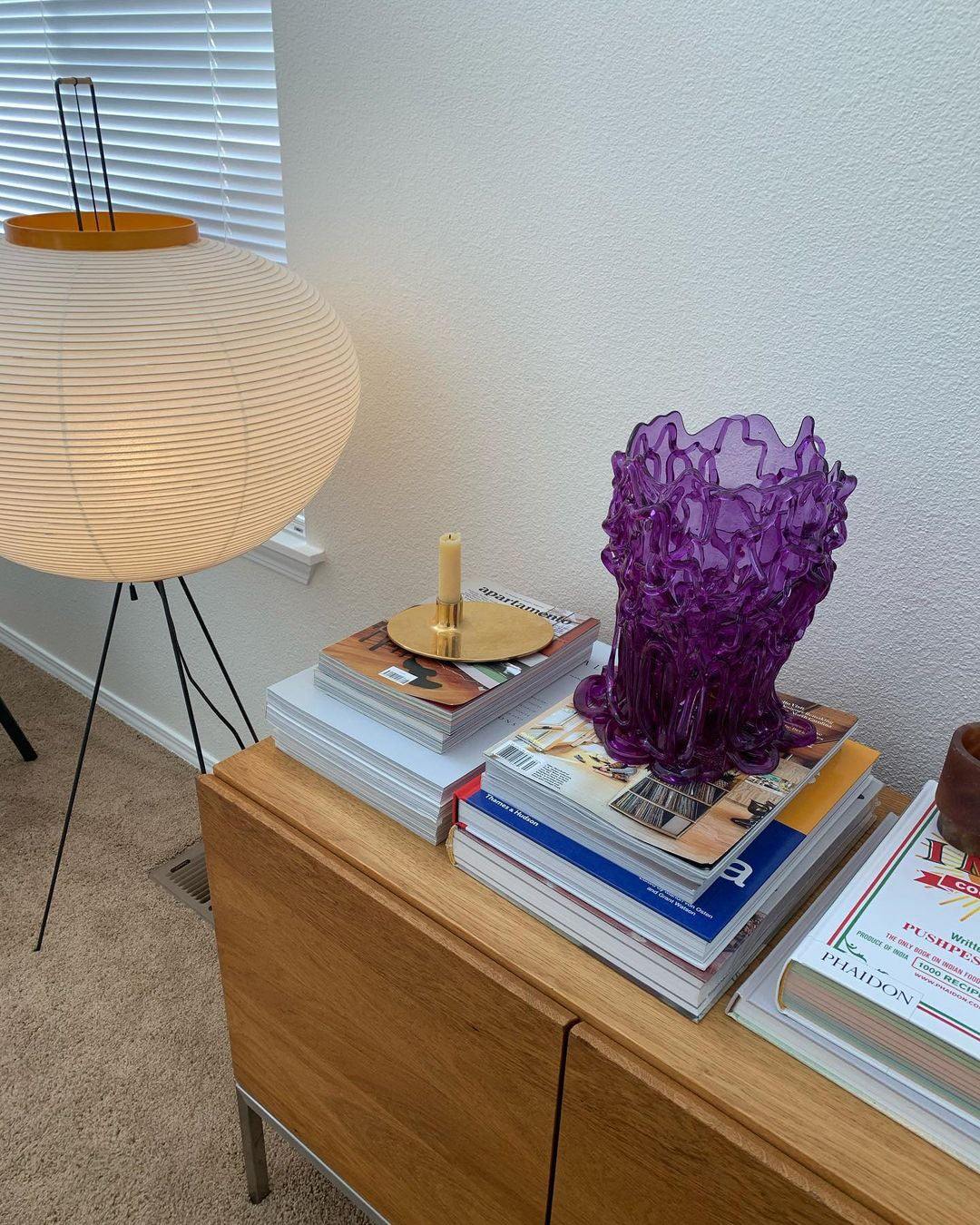 Akari Series Floor Lamp.