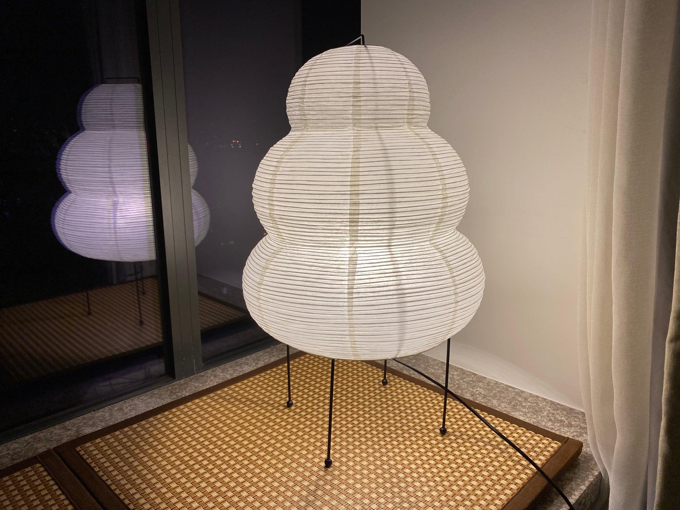 Akari Table Lamp.