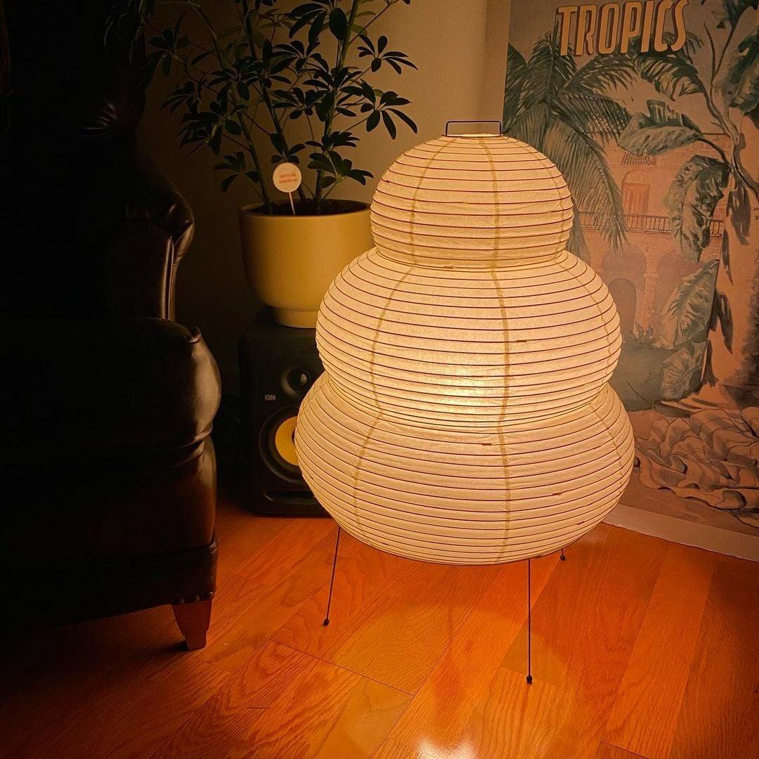 Akari Table Lamp.