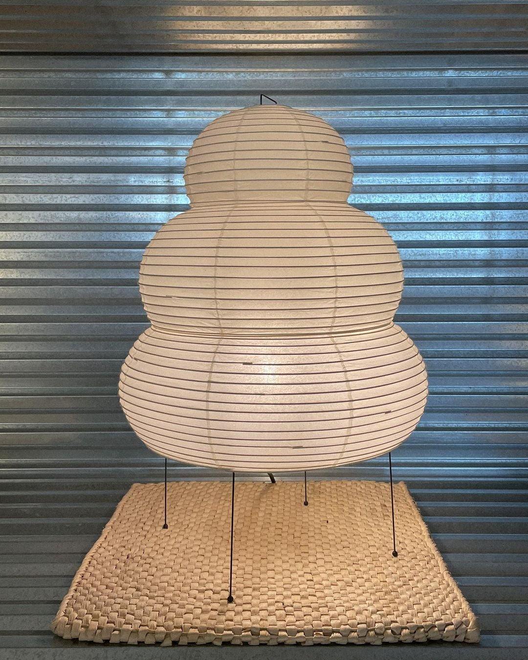 Akari Table Lamp.