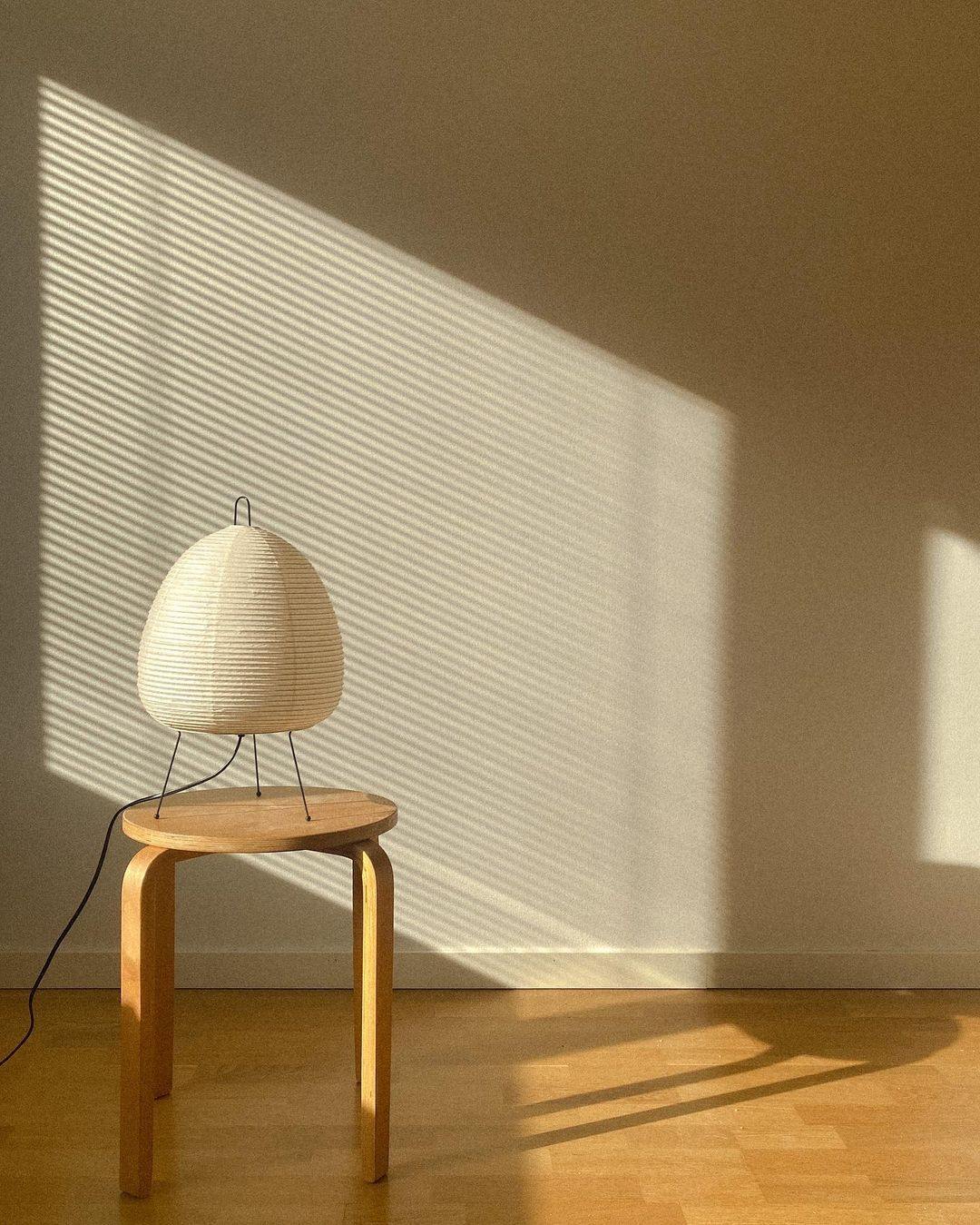 Akari Table Lamp.