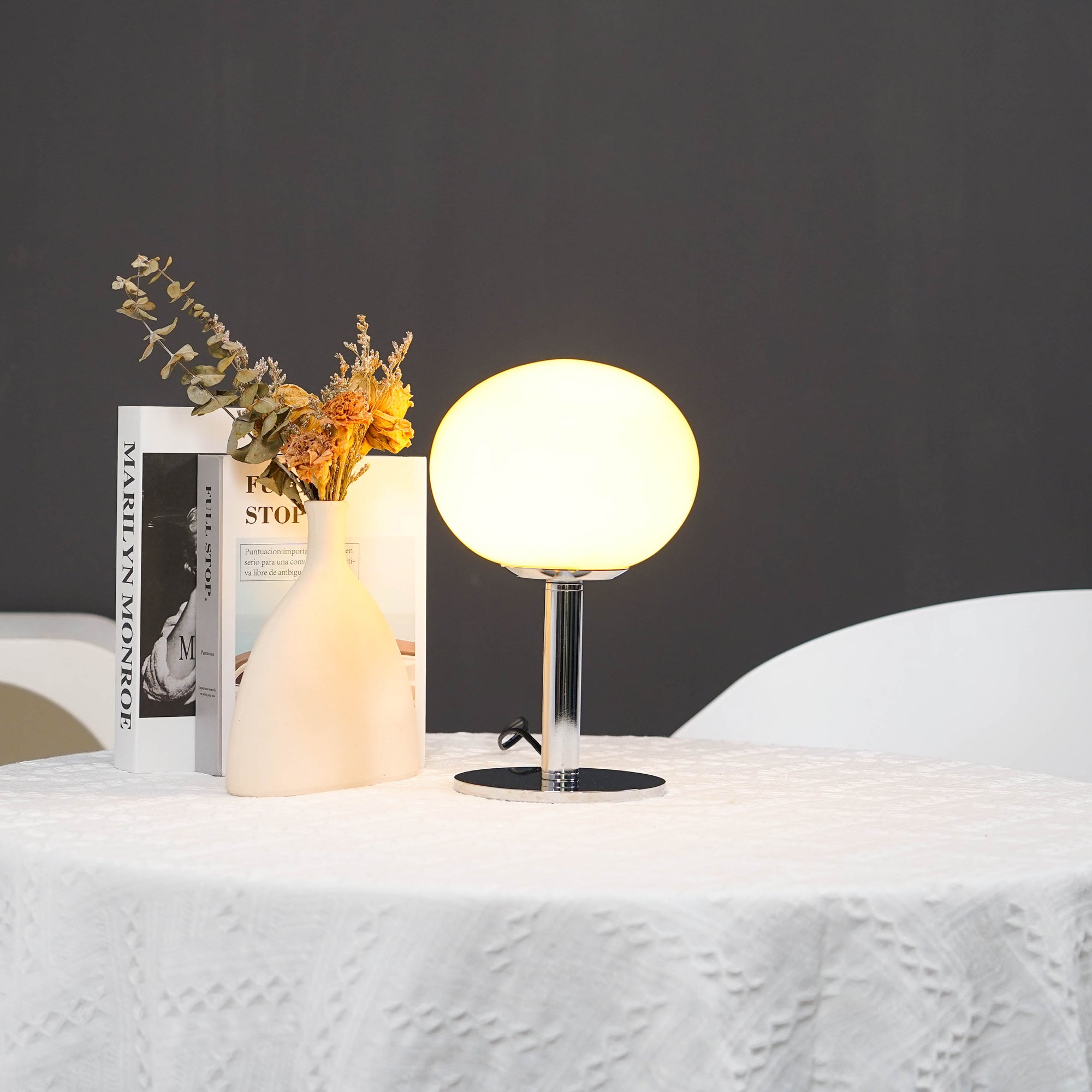 Lampe de table Am1n