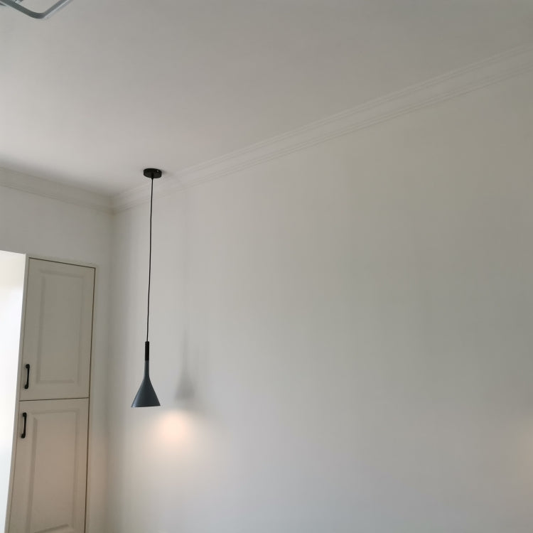 Lampe à suspension en résine Aplomb