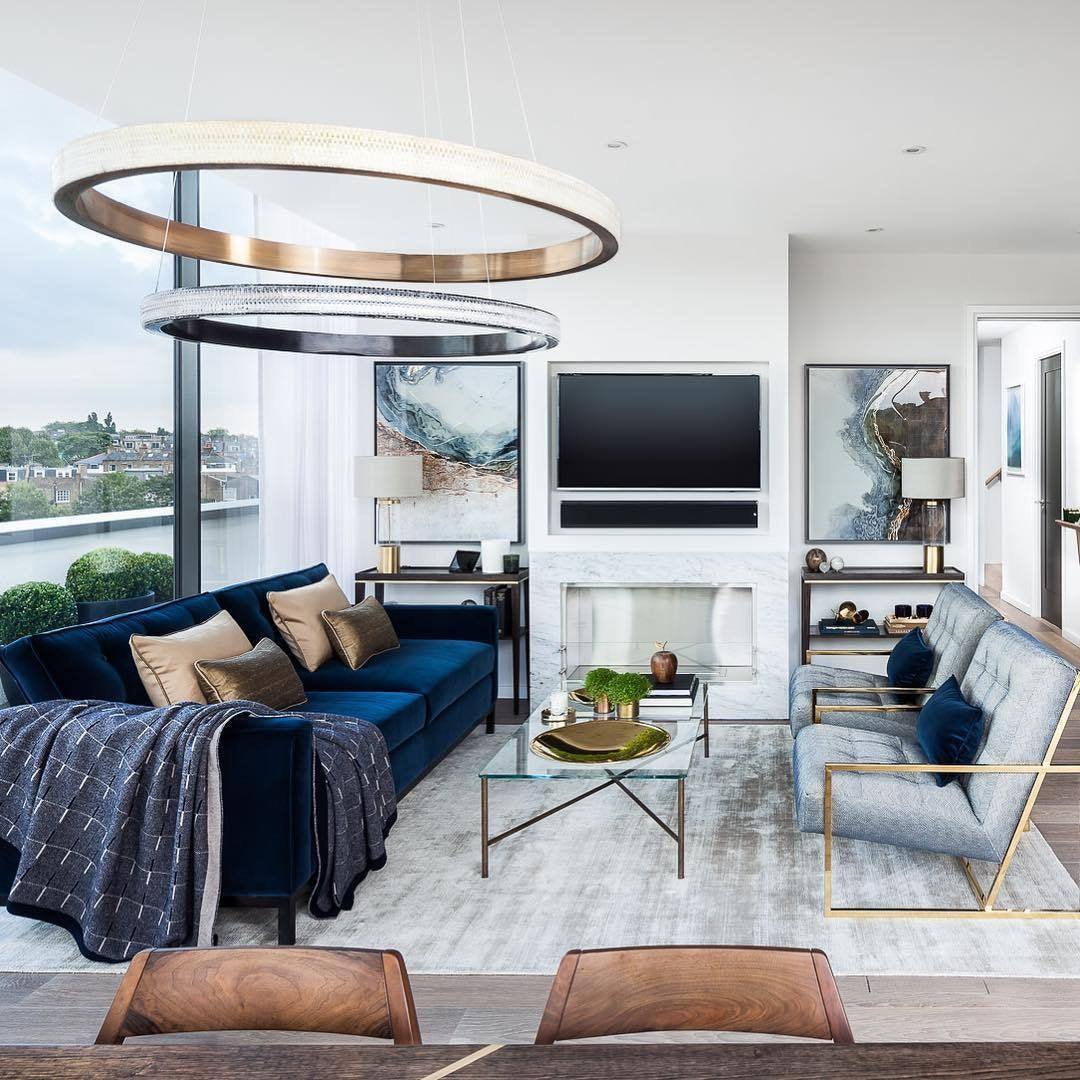 Aura Chandelier