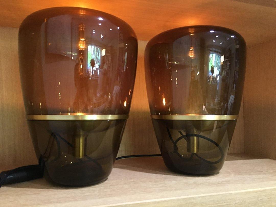 Balloon table lamp