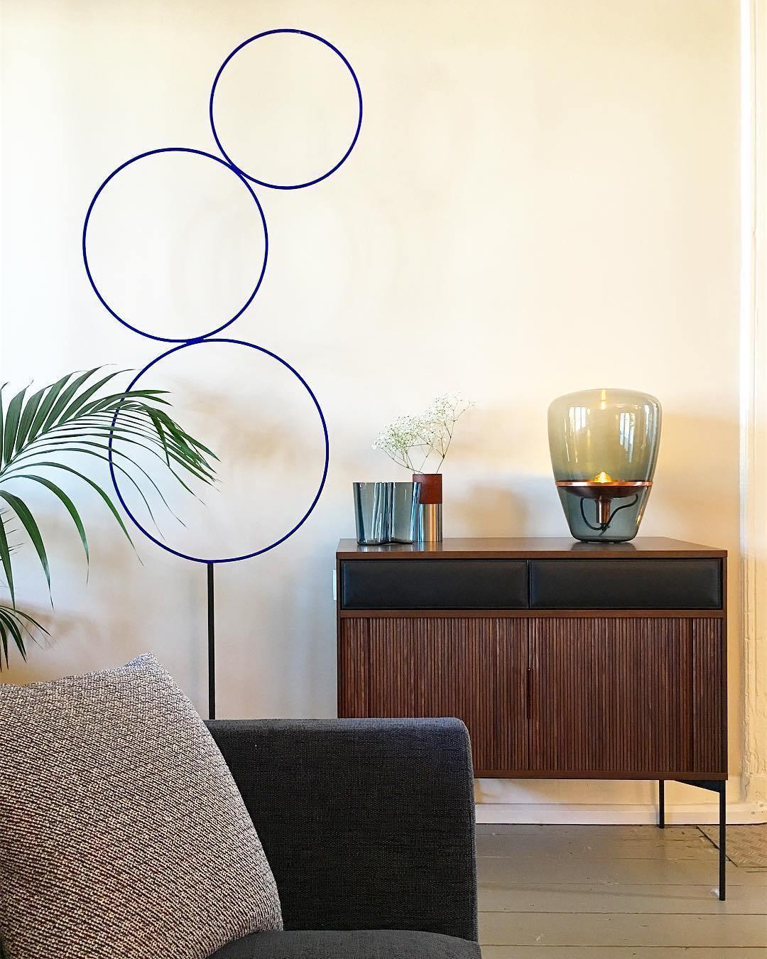 Balloon table lamp