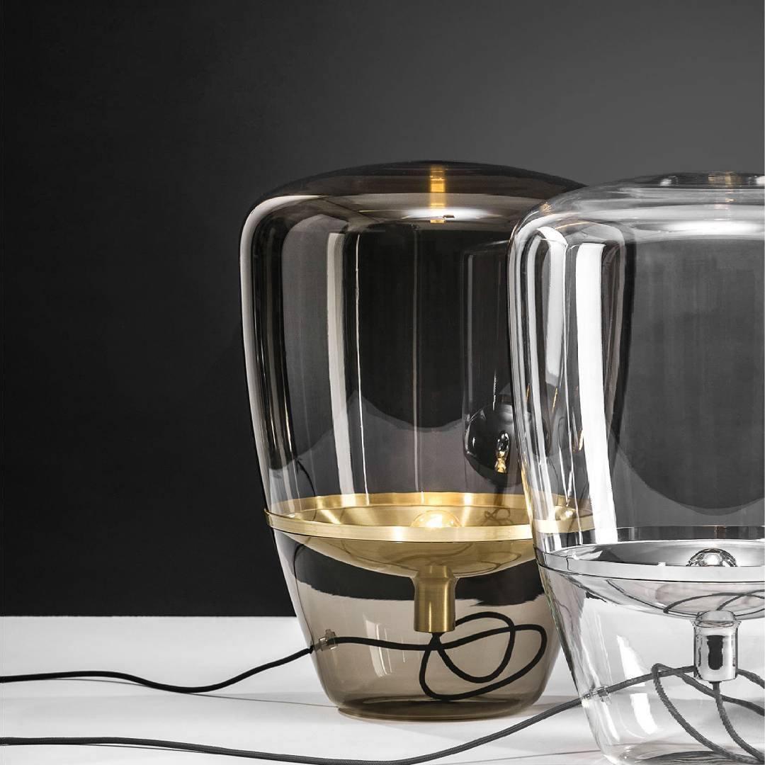 Balloon table lamp
