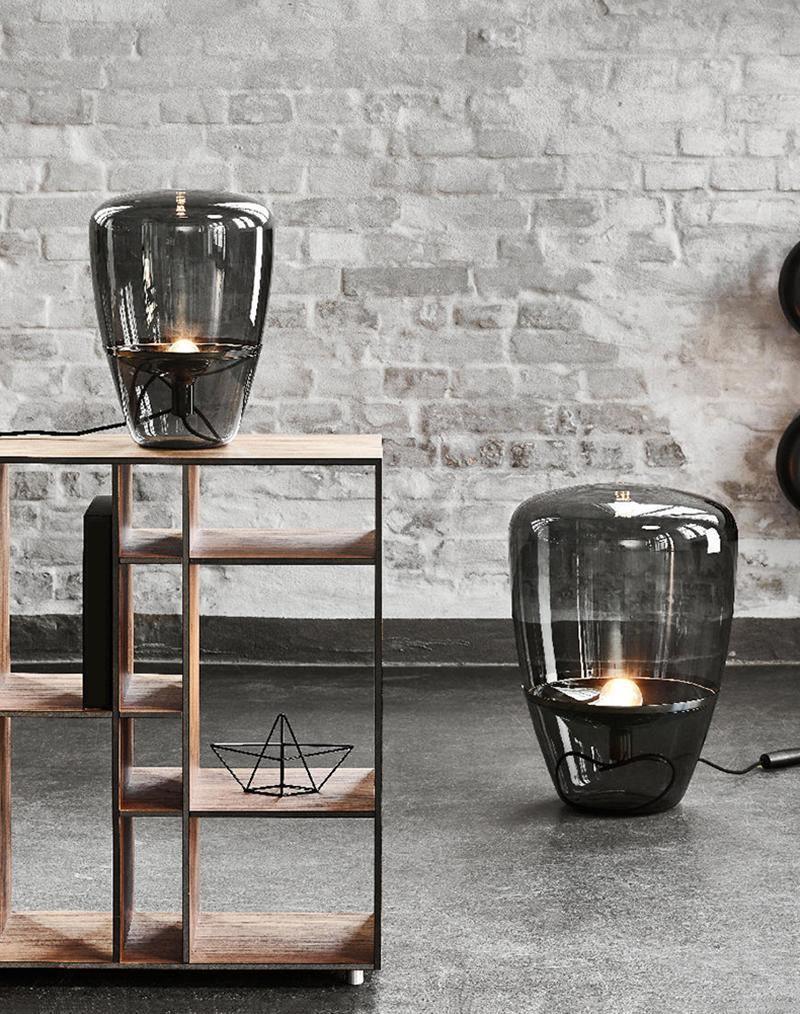Balloon table lamp