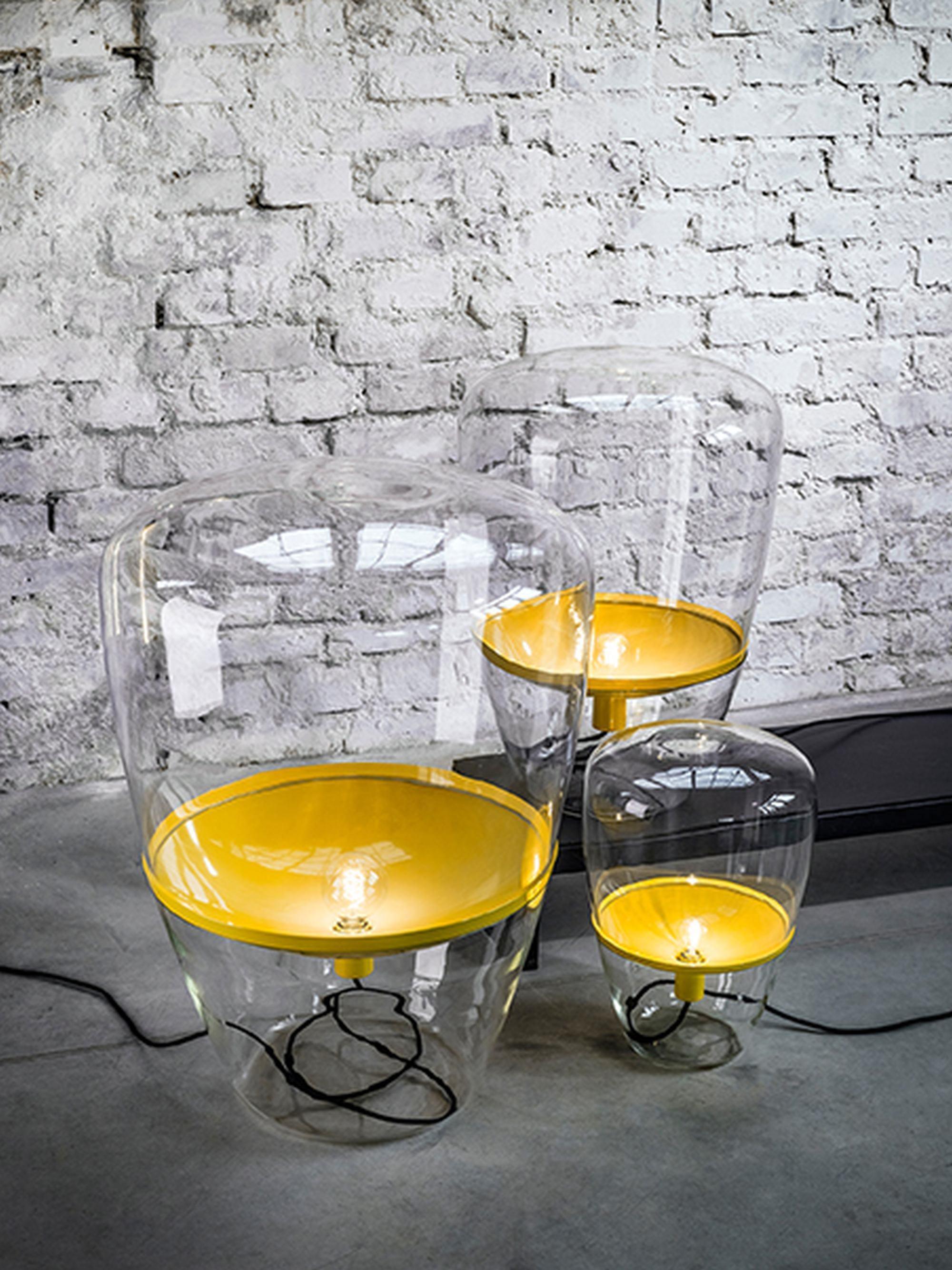 Balloon table lamp