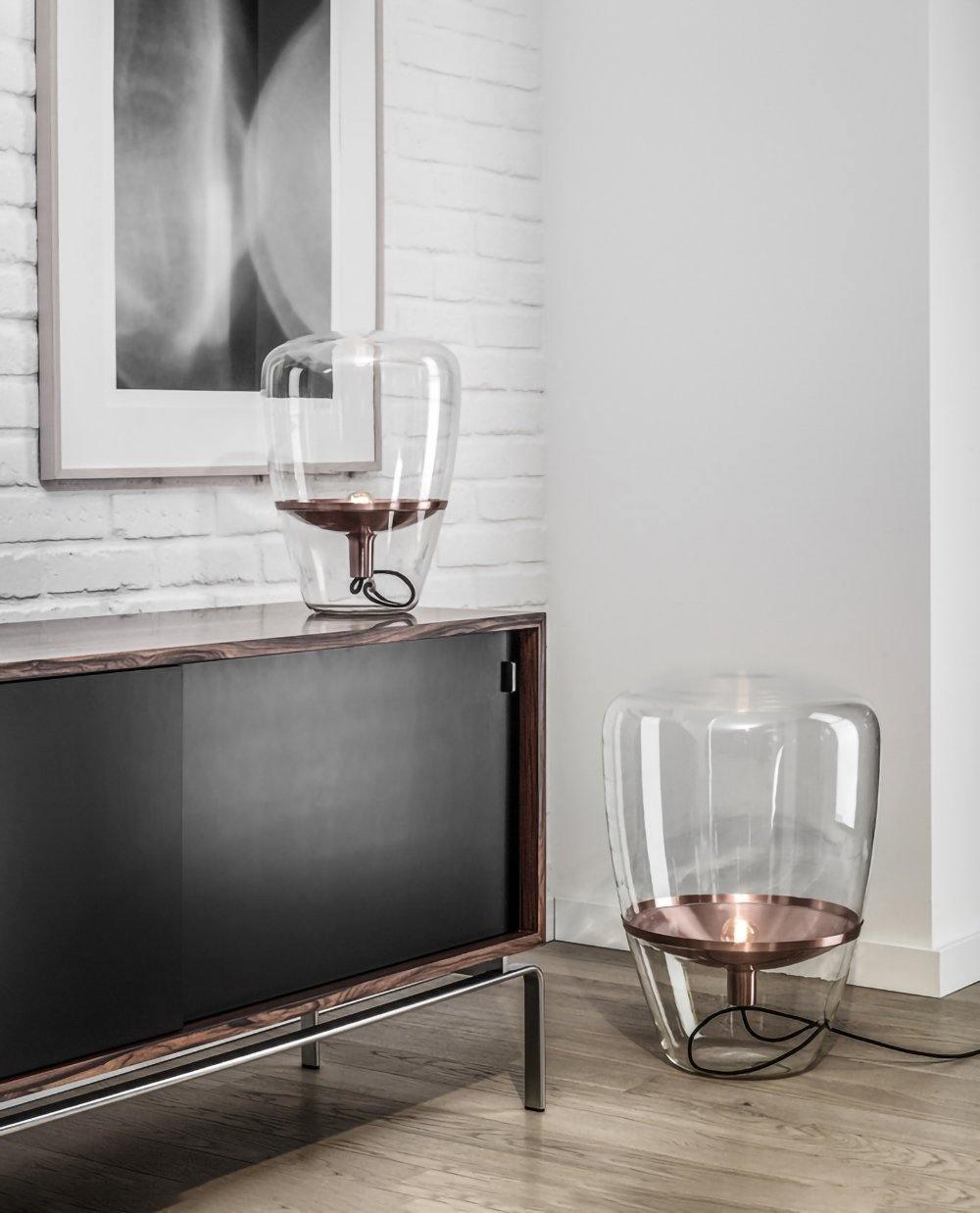 Balloon table lamp