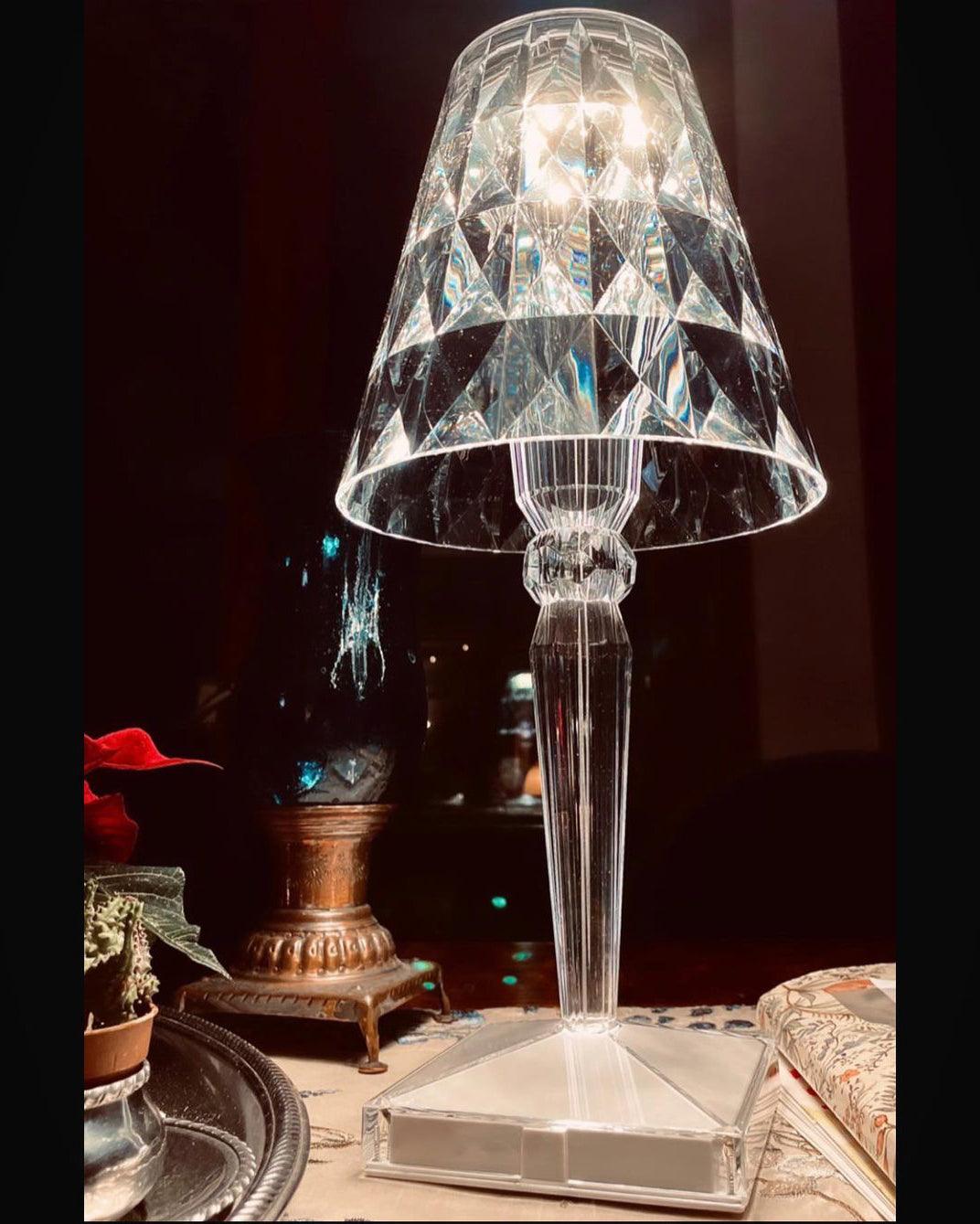 Batterie-Tischlampe