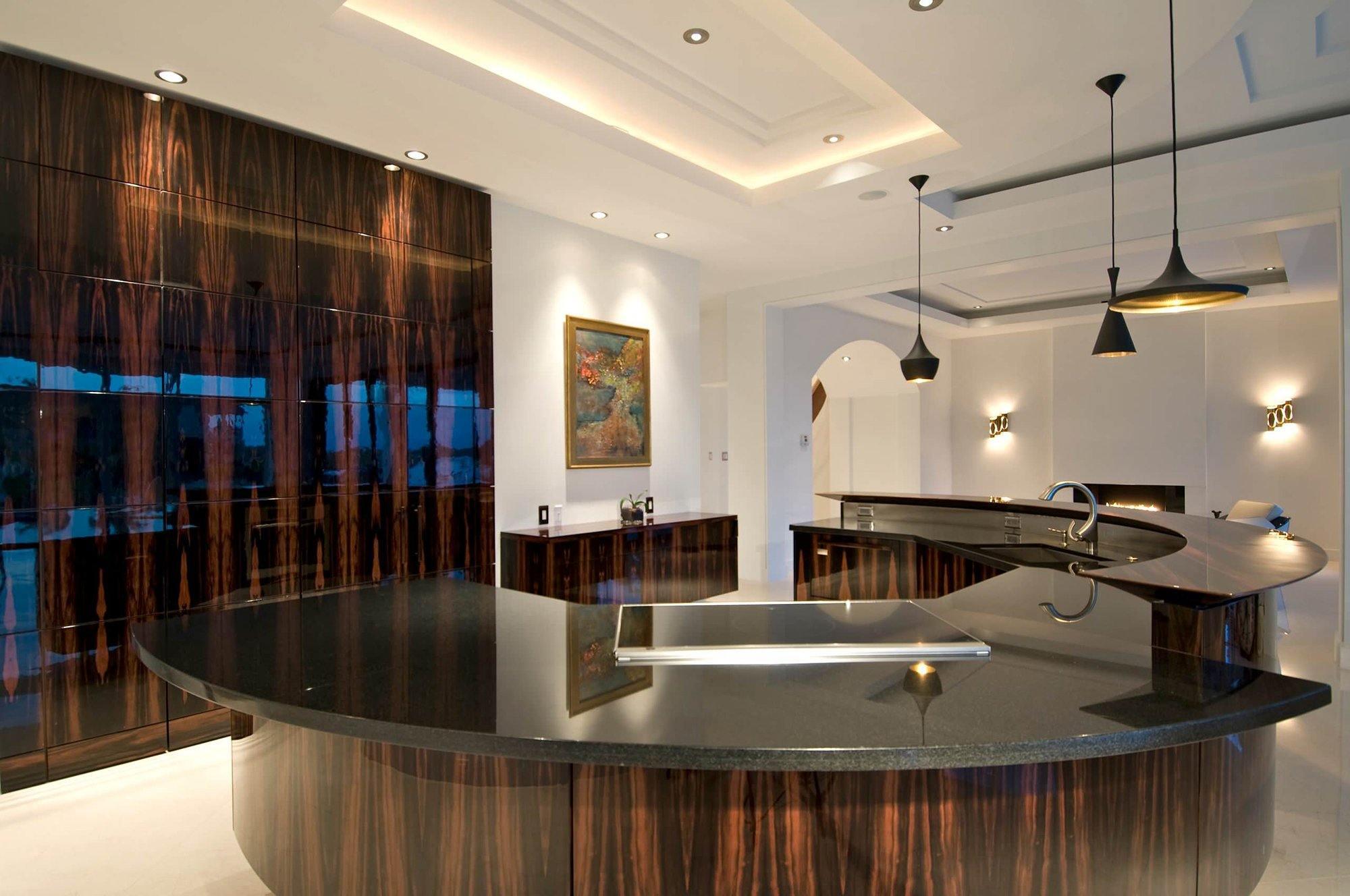 Beat Pendant Light