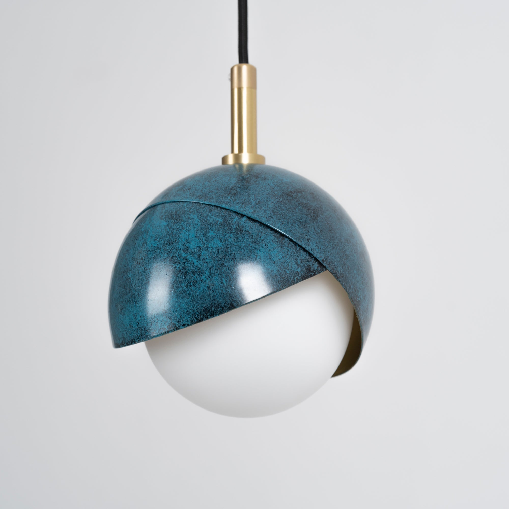 Lampe suspendue à boucles d'oreilles