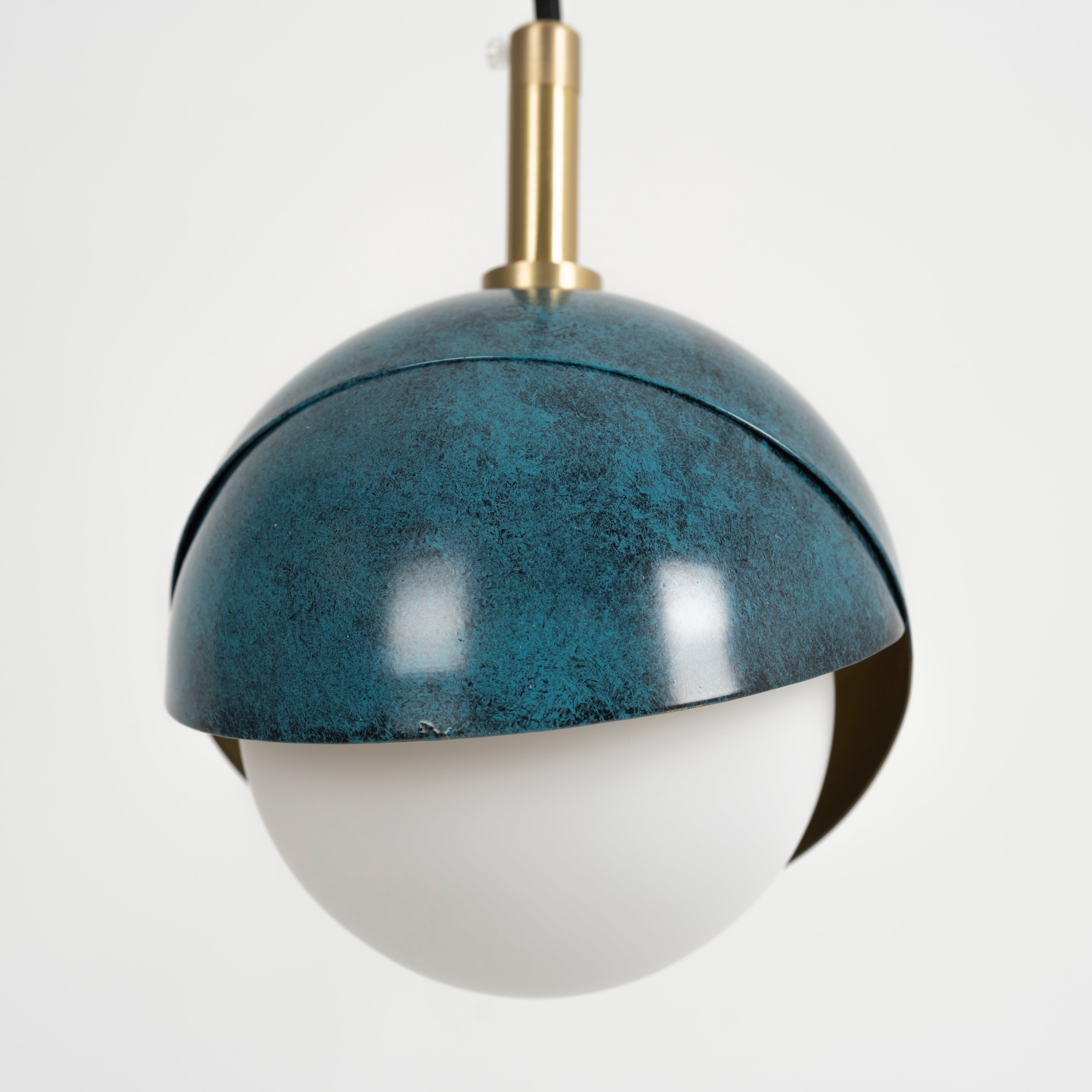 Lampe suspendue à boucles d'oreilles